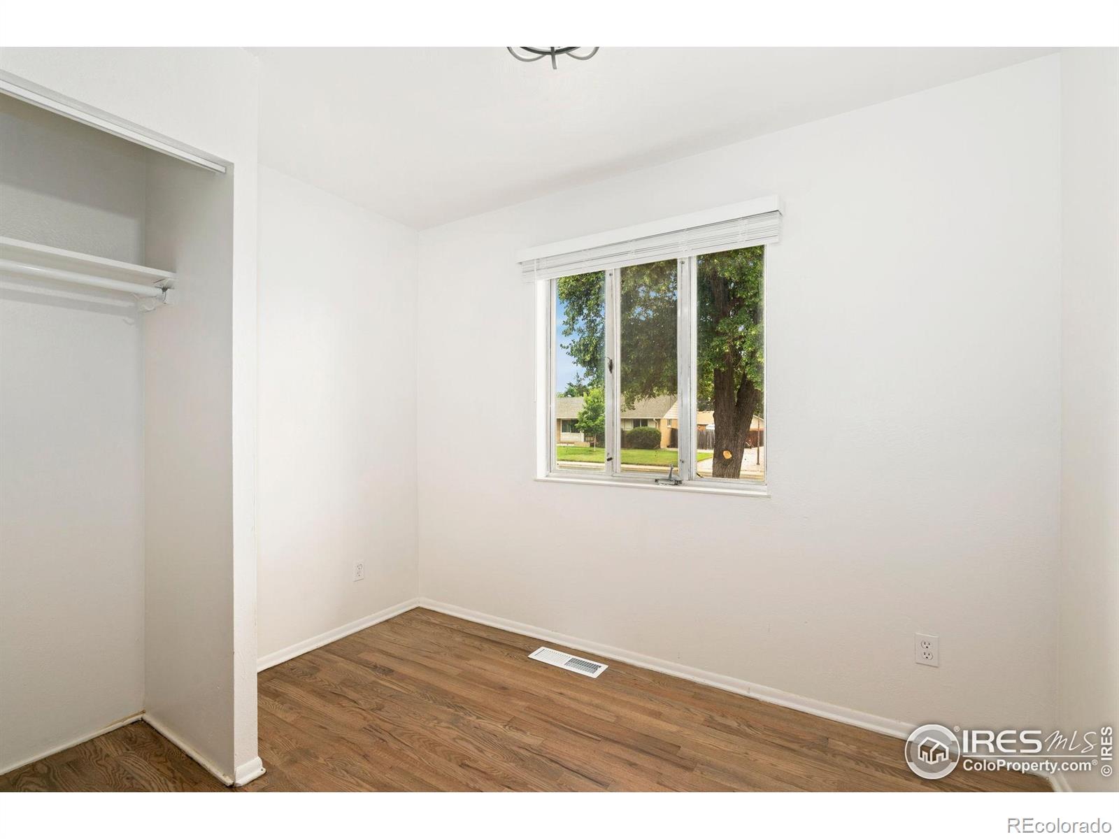 MLS Image #7 for 1007  redwood drive,loveland, Colorado