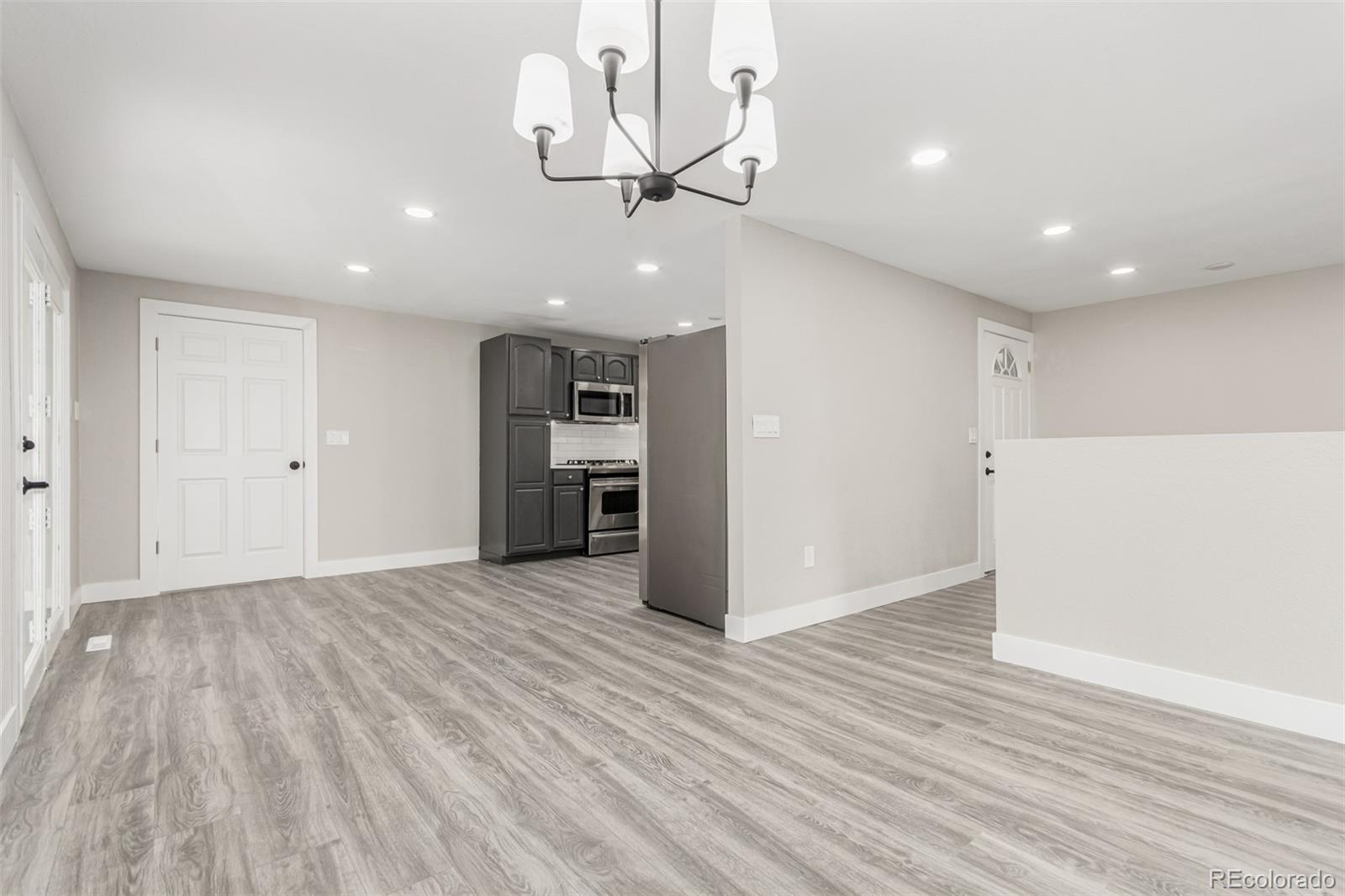 MLS Image #10 for 472  jamaica street,aurora, Colorado