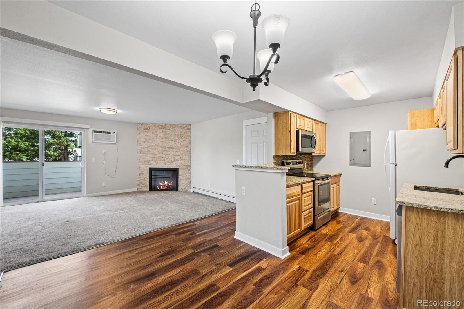 MLS Image #6 for 10150 e virginia avenue,denver, Colorado