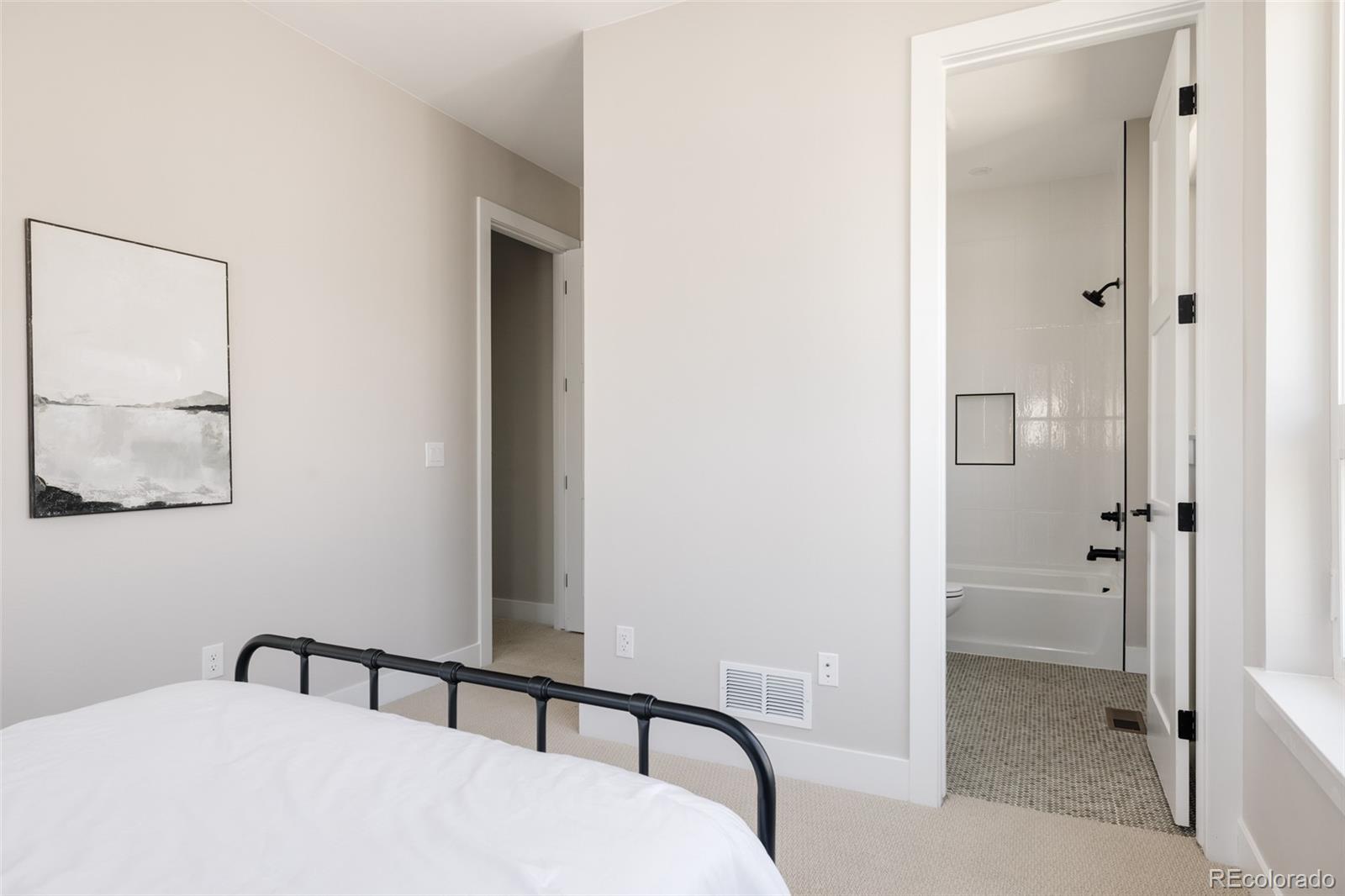 MLS Image #22 for 8280 e 36th avenue,denver, Colorado
