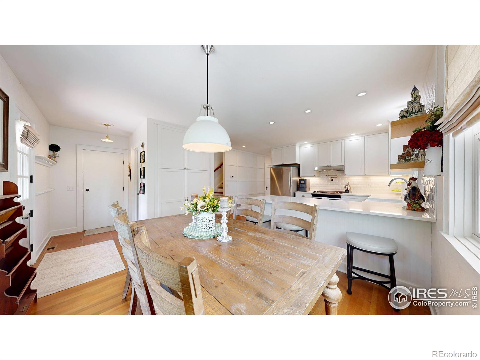 MLS Image #12 for 913  7th street,berthoud, Colorado