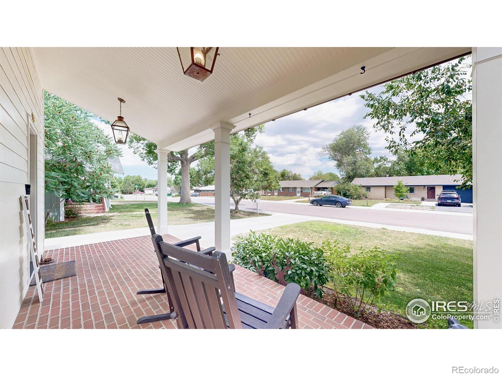 MLS Image #2 for 913  7th street,berthoud, Colorado