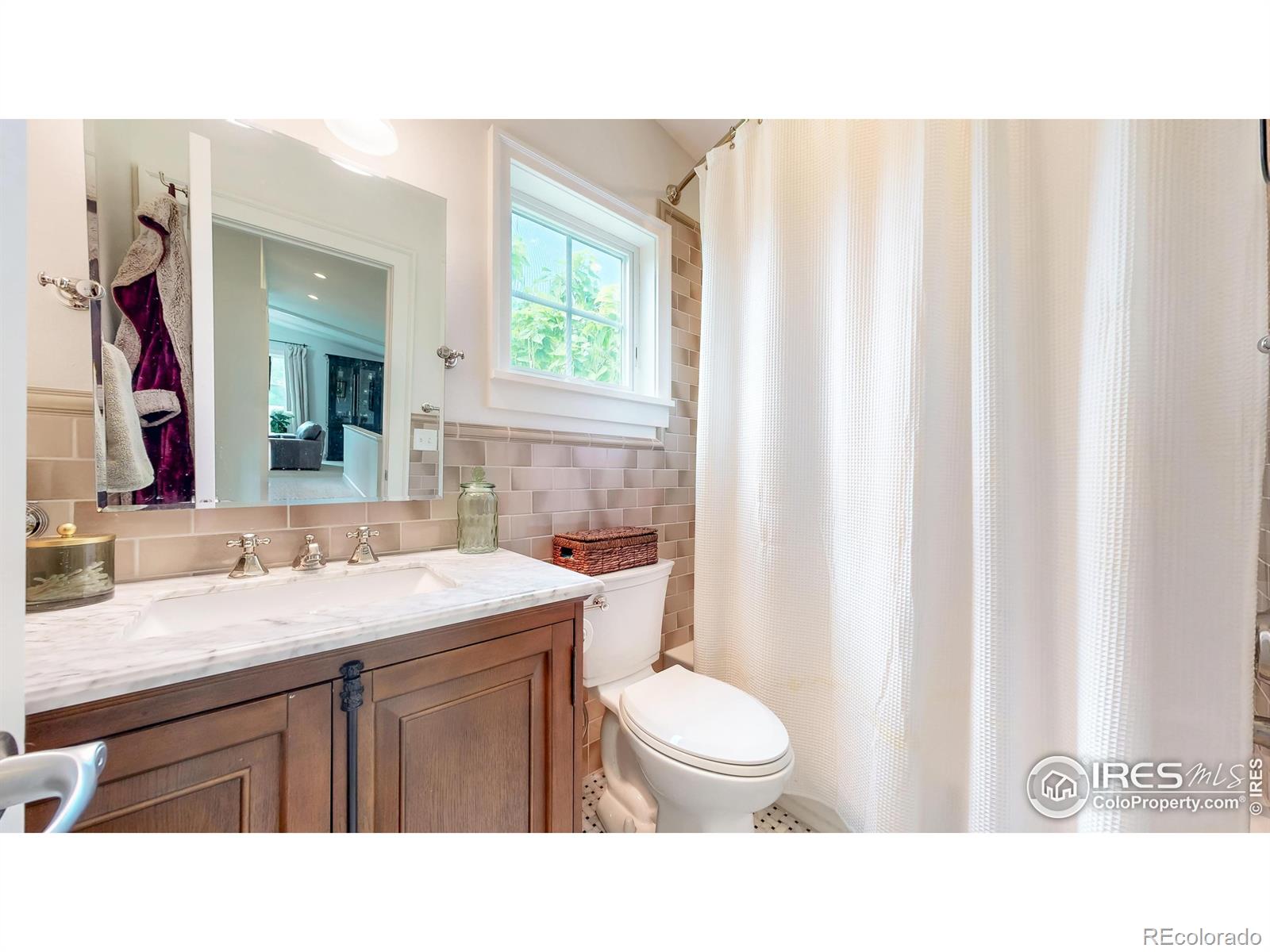 MLS Image #20 for 913  7th street,berthoud, Colorado