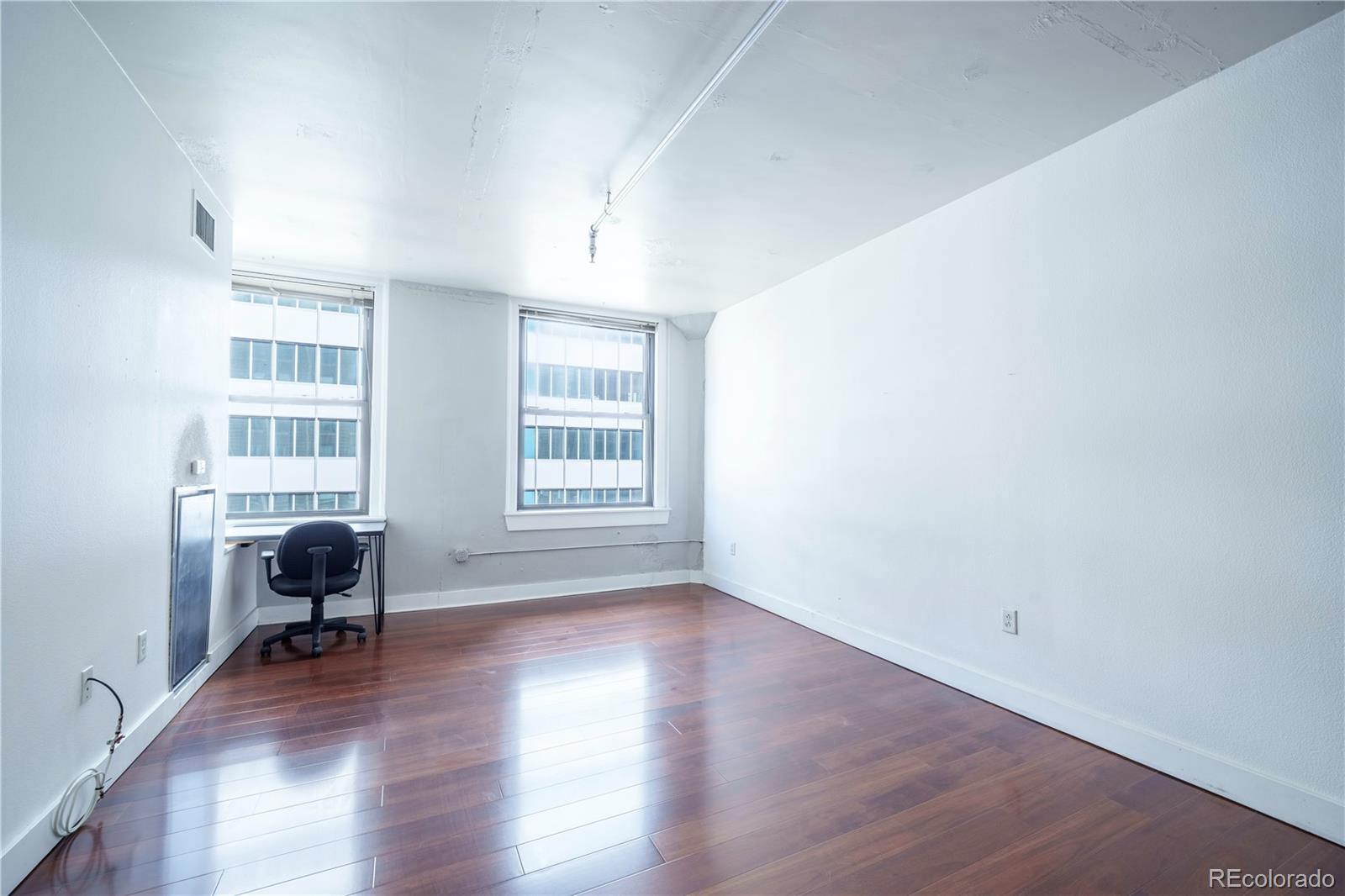 MLS Image #5 for 444  17th street,denver, Colorado