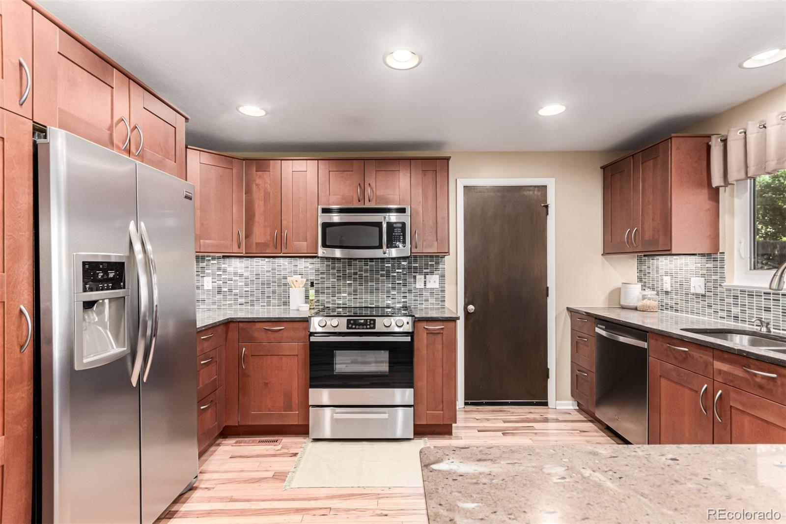 MLS Image #6 for 6367 s albion way,centennial, Colorado
