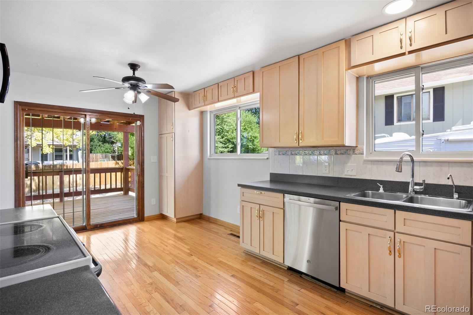 MLS Image #18 for 7797 s marshall court,littleton, Colorado