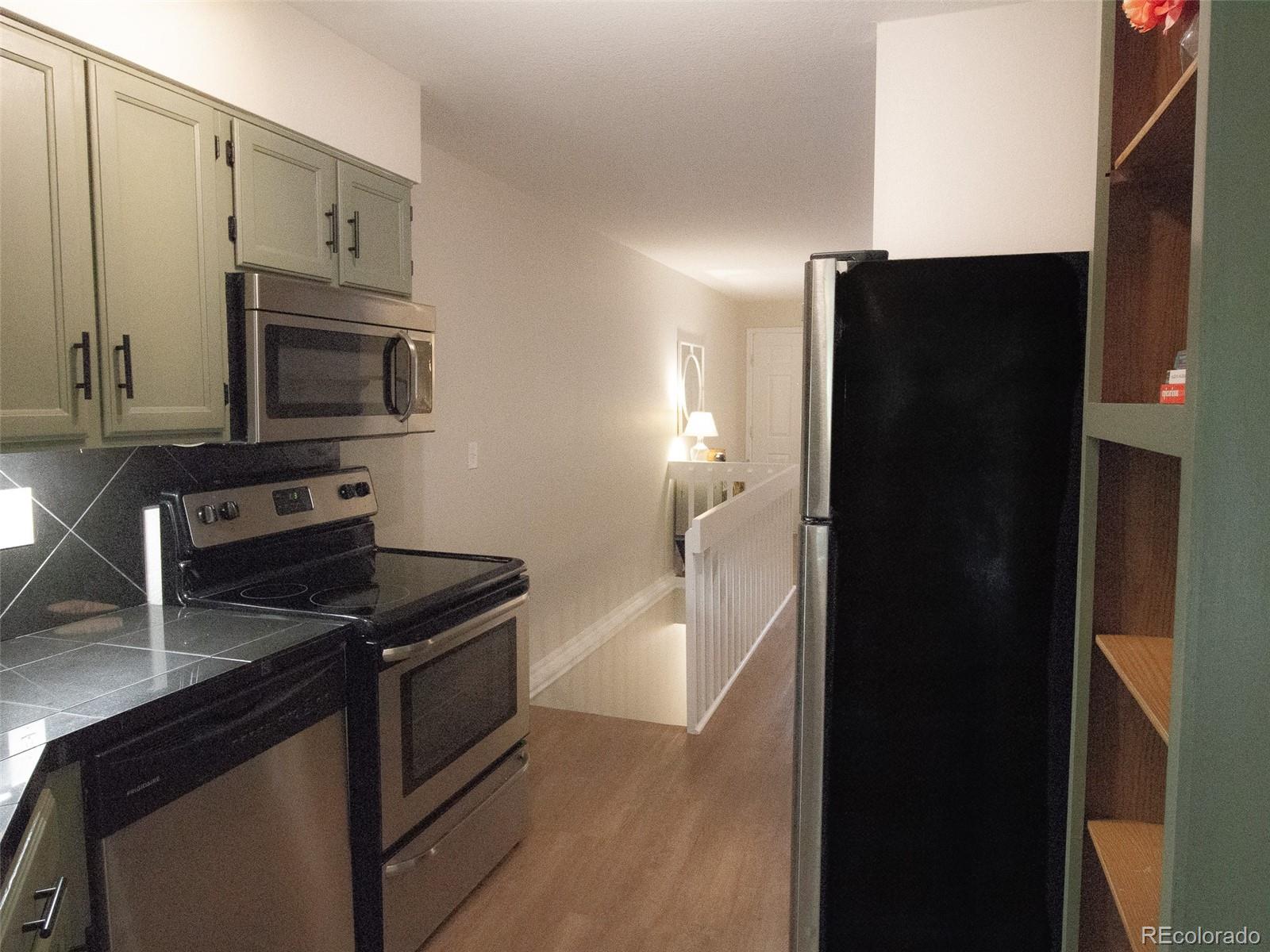 MLS Image #5 for 1885 s quebec way,denver, Colorado