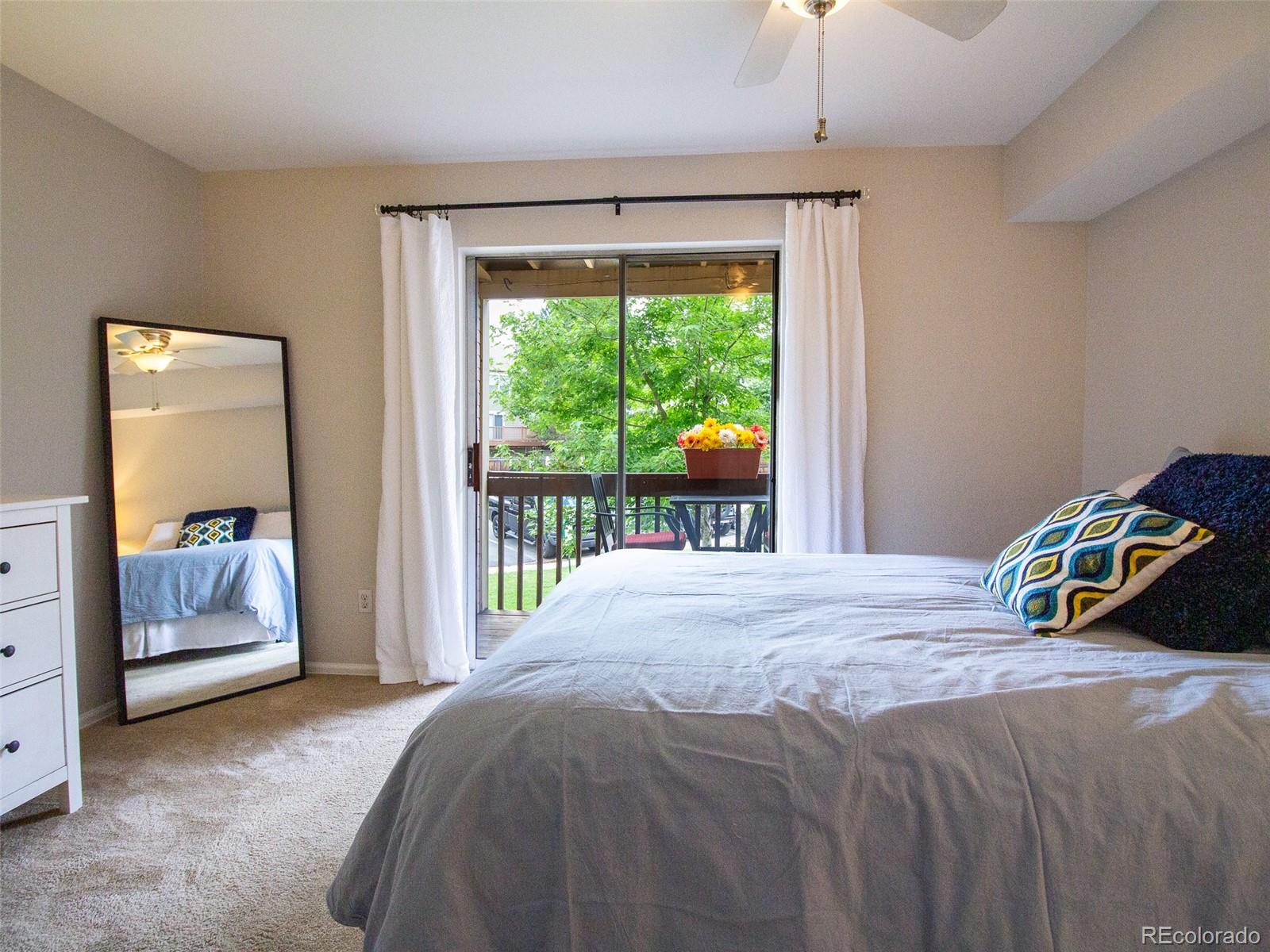 MLS Image #6 for 1885 s quebec way,denver, Colorado
