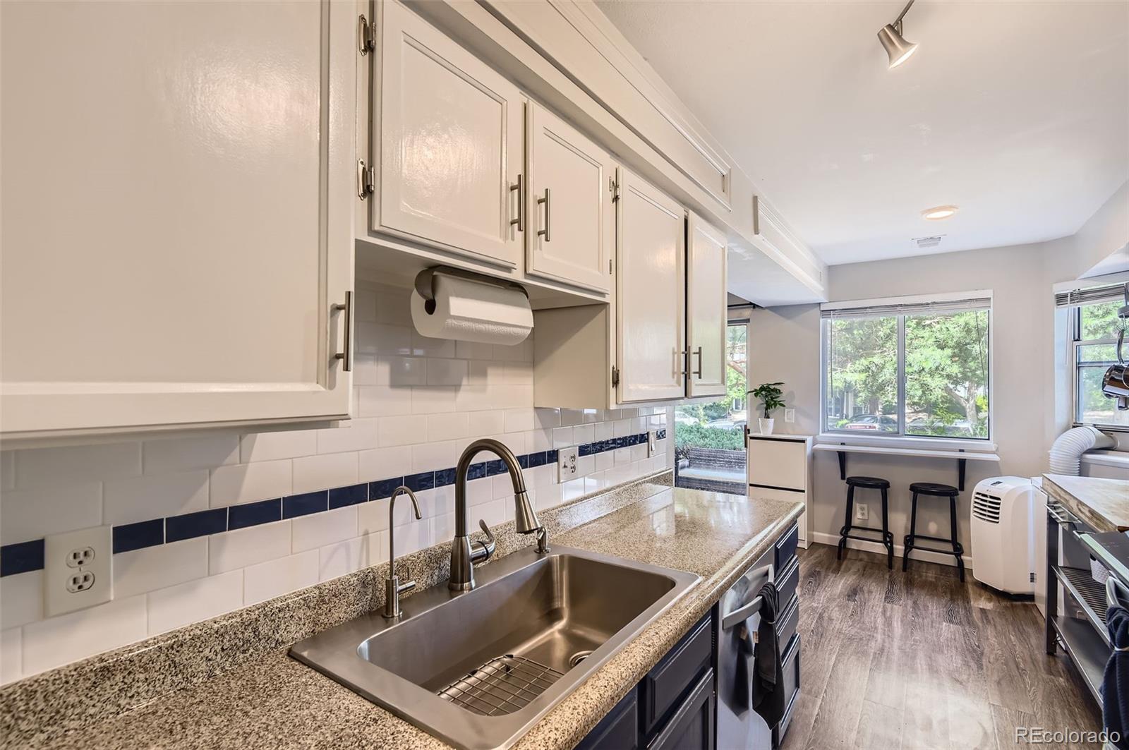 MLS Image #12 for 17630 e loyola drive,aurora, Colorado