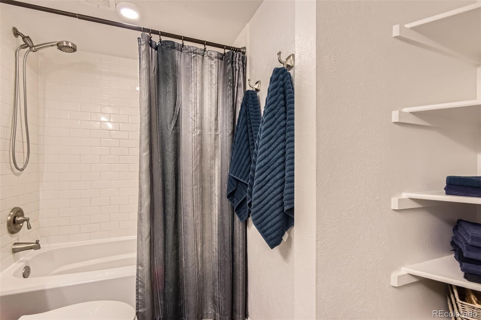 MLS Image #21 for 17630 e loyola drive,aurora, Colorado