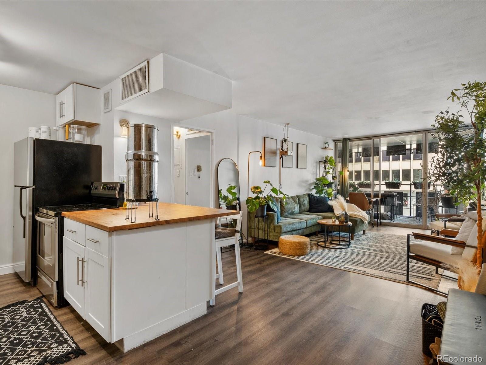 MLS Image #5 for 790 n washington street 206,denver, Colorado