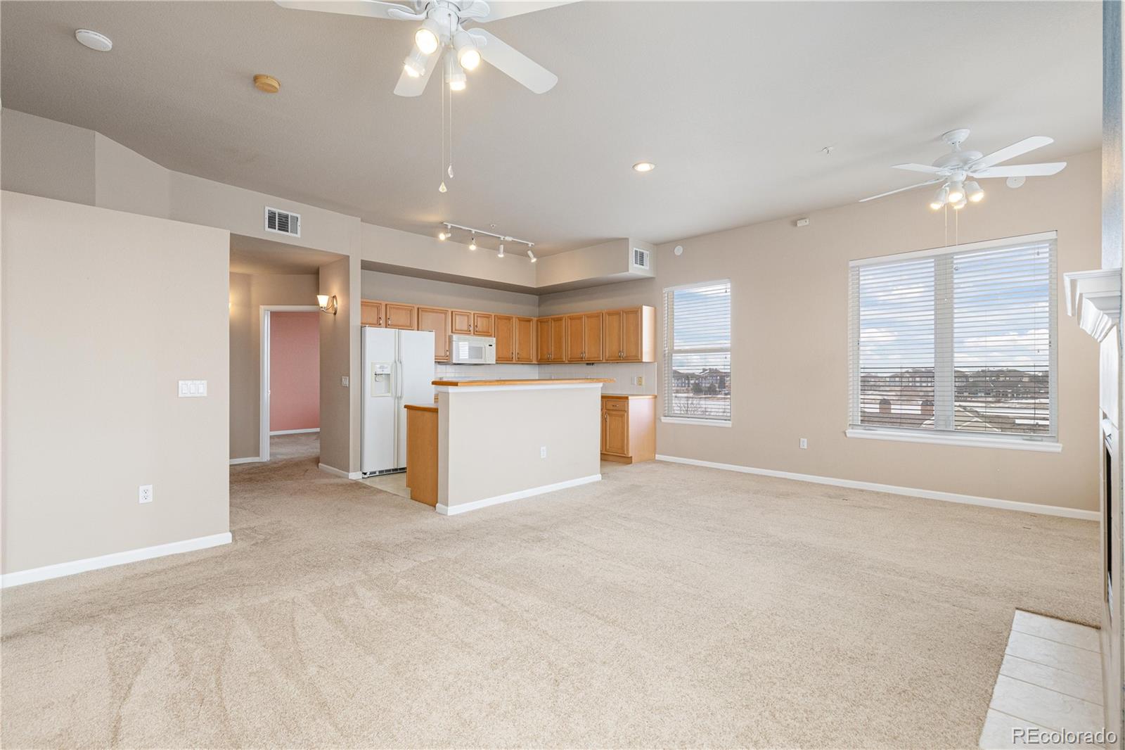 MLS Image #11 for 15475  andrews drive,denver, Colorado