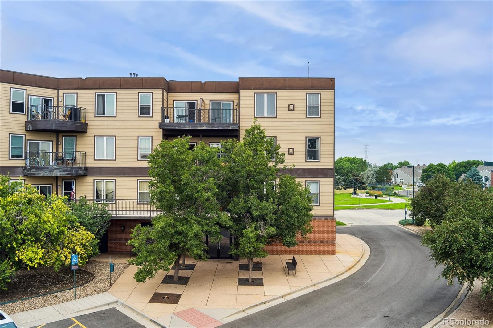 MLS Image #26 for 15475  andrews drive,denver, Colorado