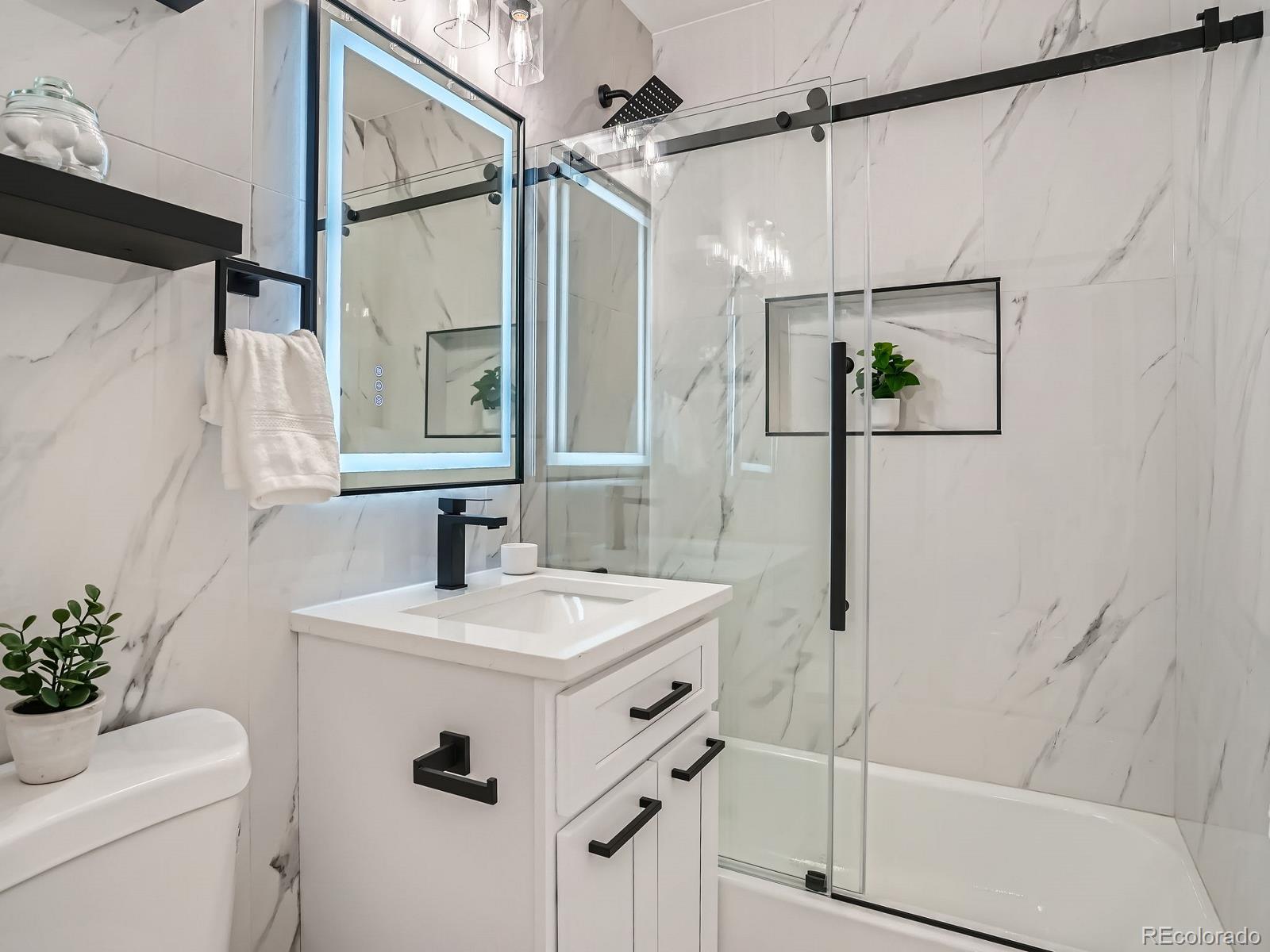 MLS Image #13 for 2280 w custer place,denver, Colorado