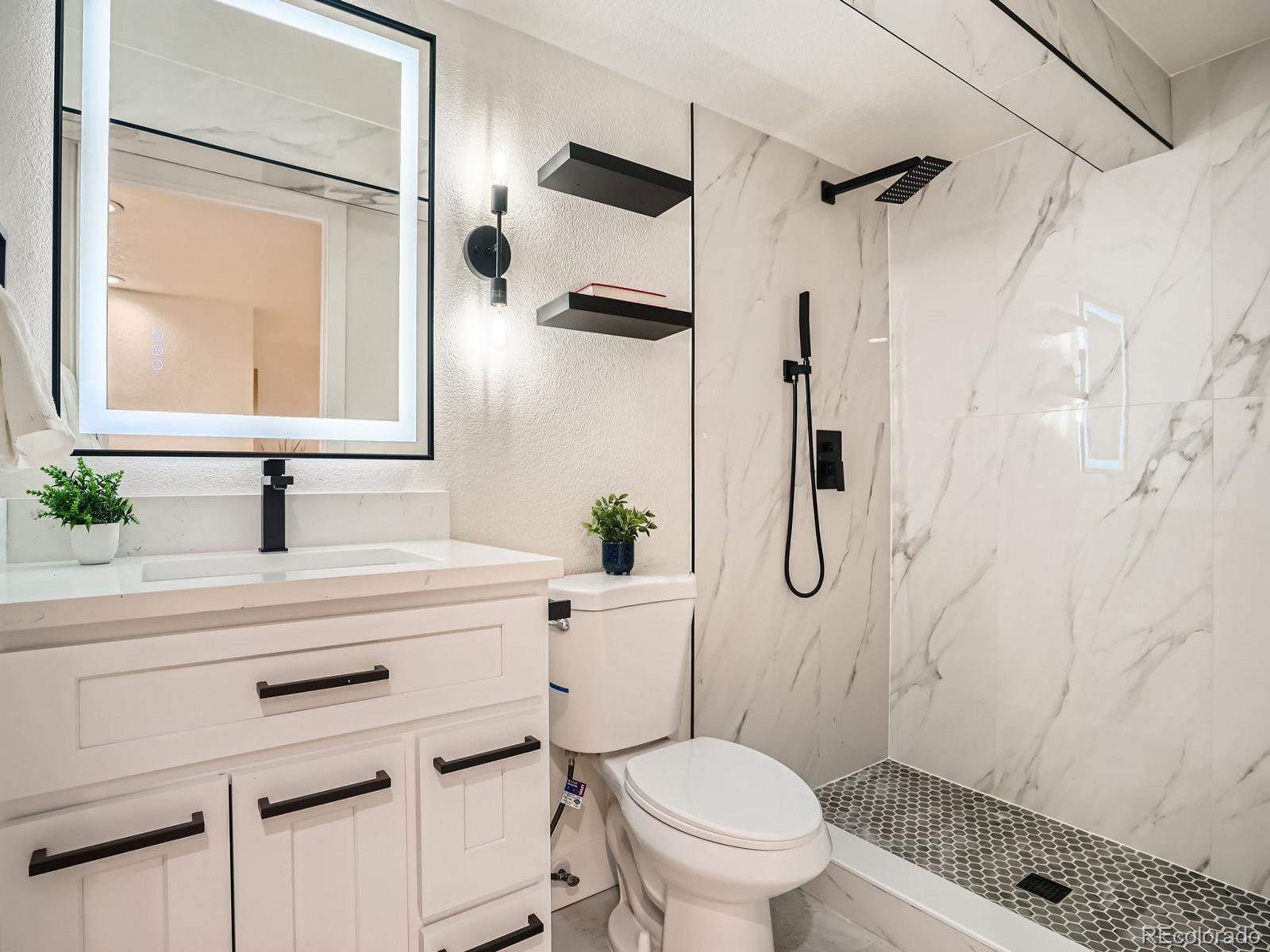 MLS Image #14 for 2280 w custer place,denver, Colorado