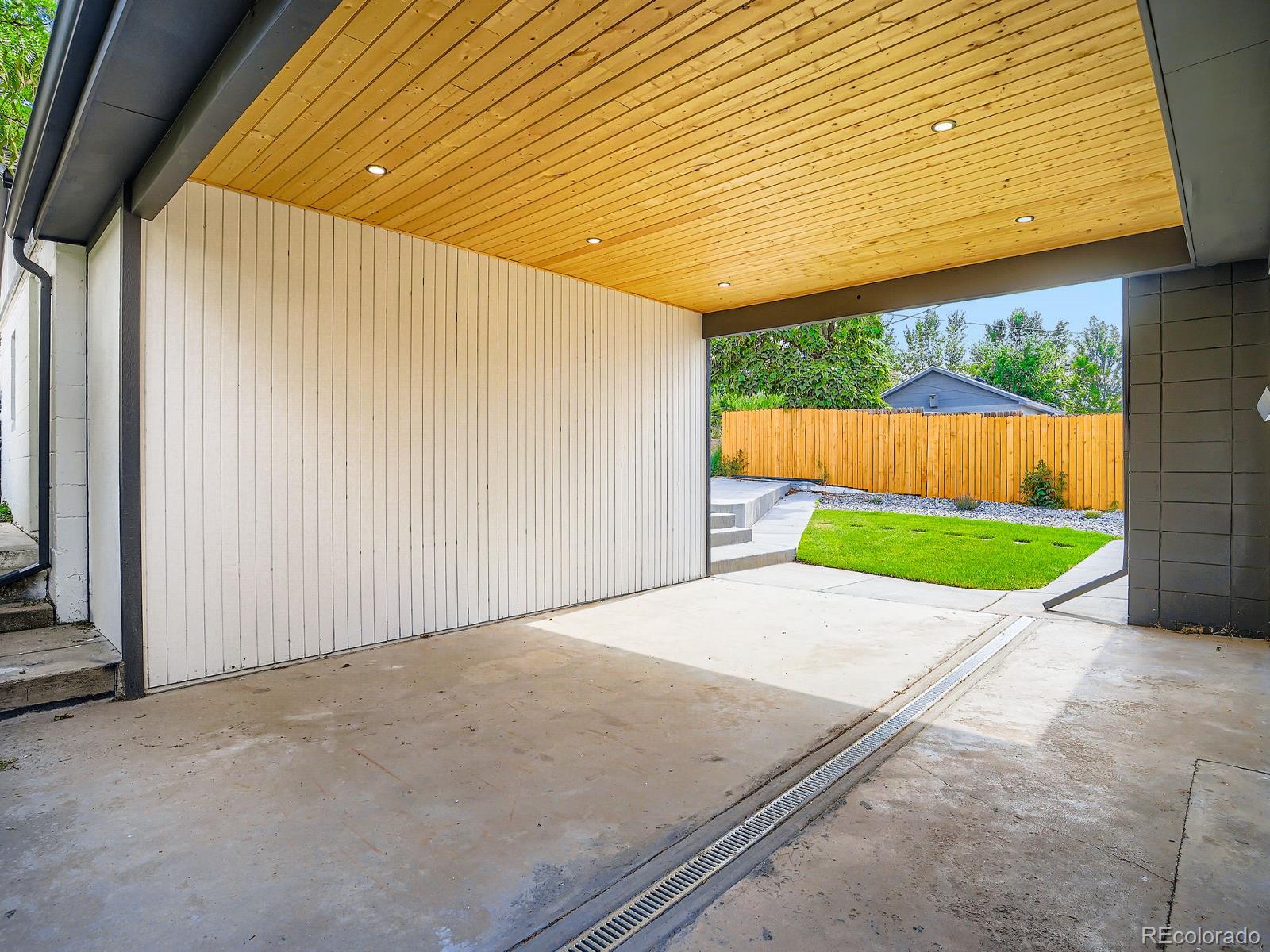 MLS Image #15 for 2280 w custer place,denver, Colorado