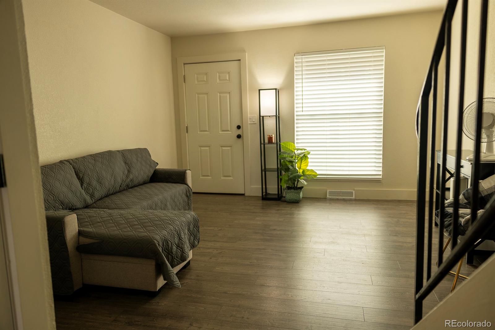MLS Image #18 for 15787 e 13th place,aurora, Colorado