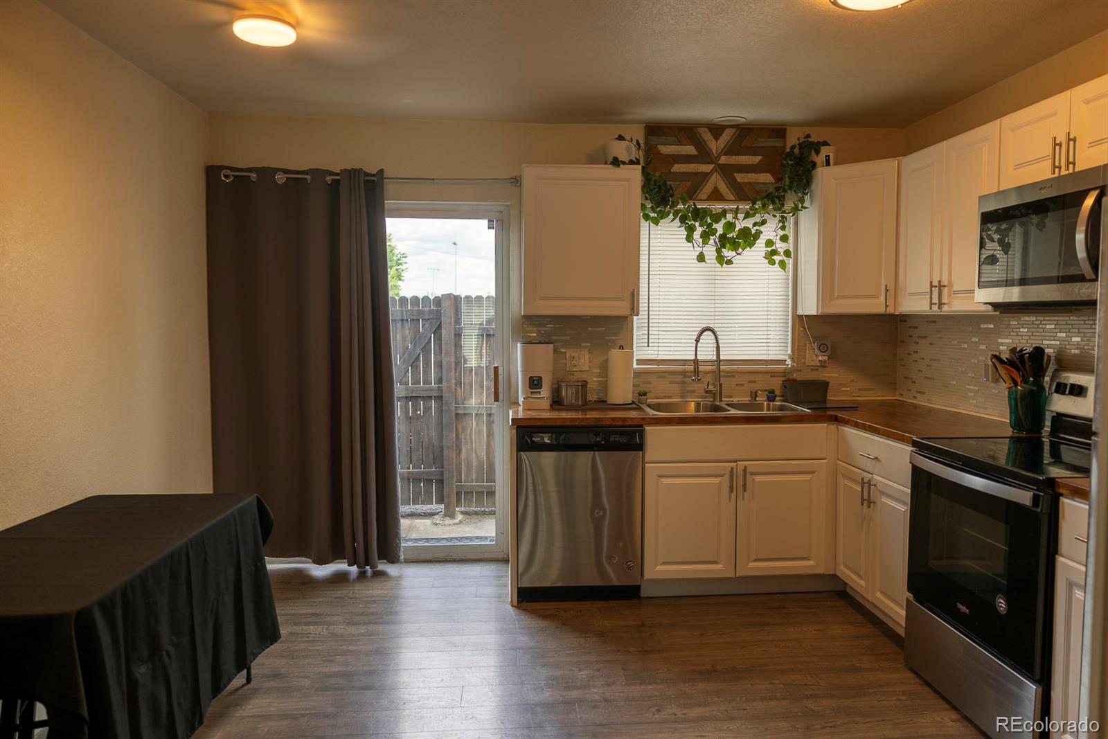 MLS Image #3 for 15787 e 13th place,aurora, Colorado