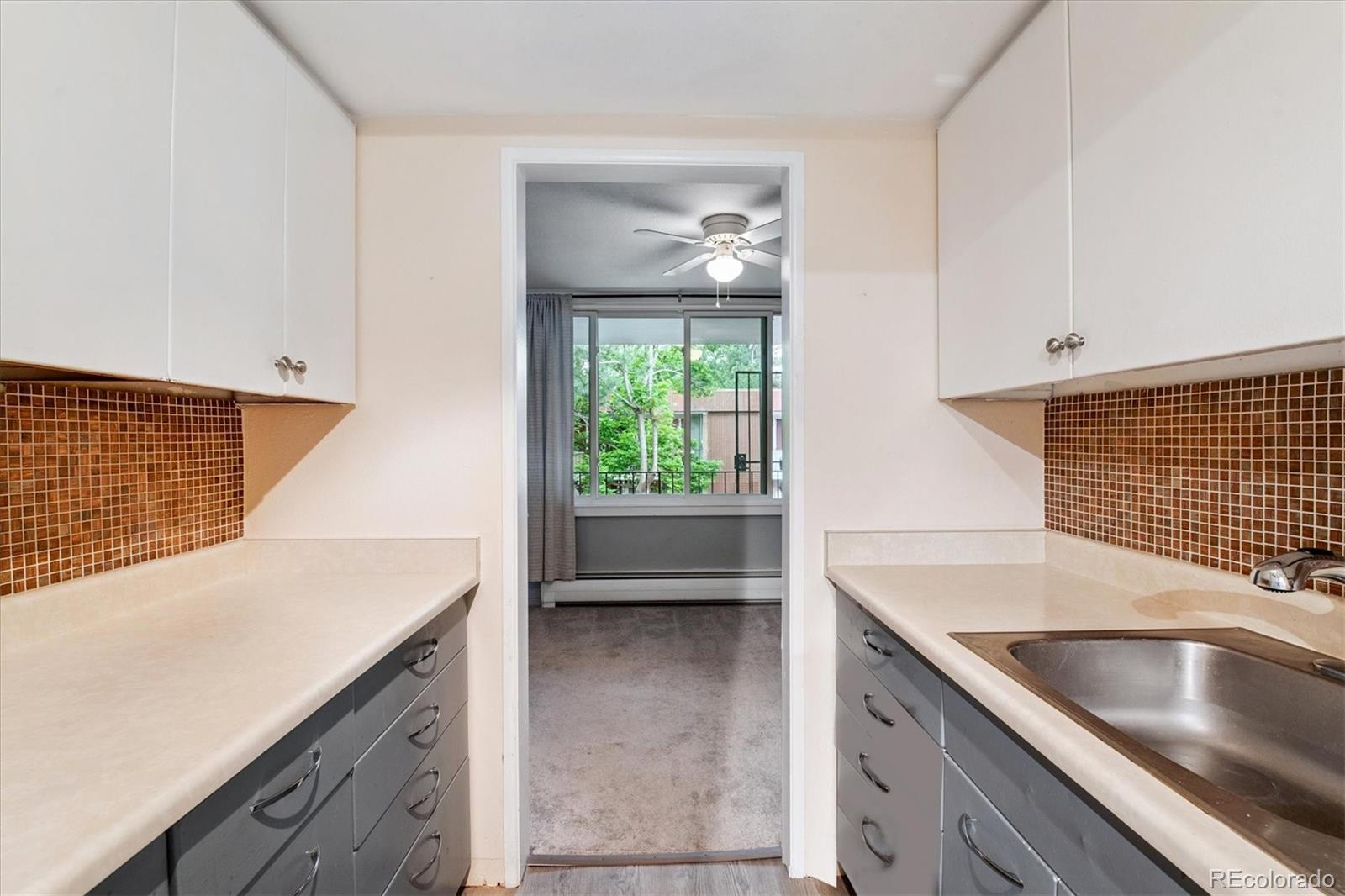 MLS Image #13 for 10165 w 25th avenue,lakewood, Colorado