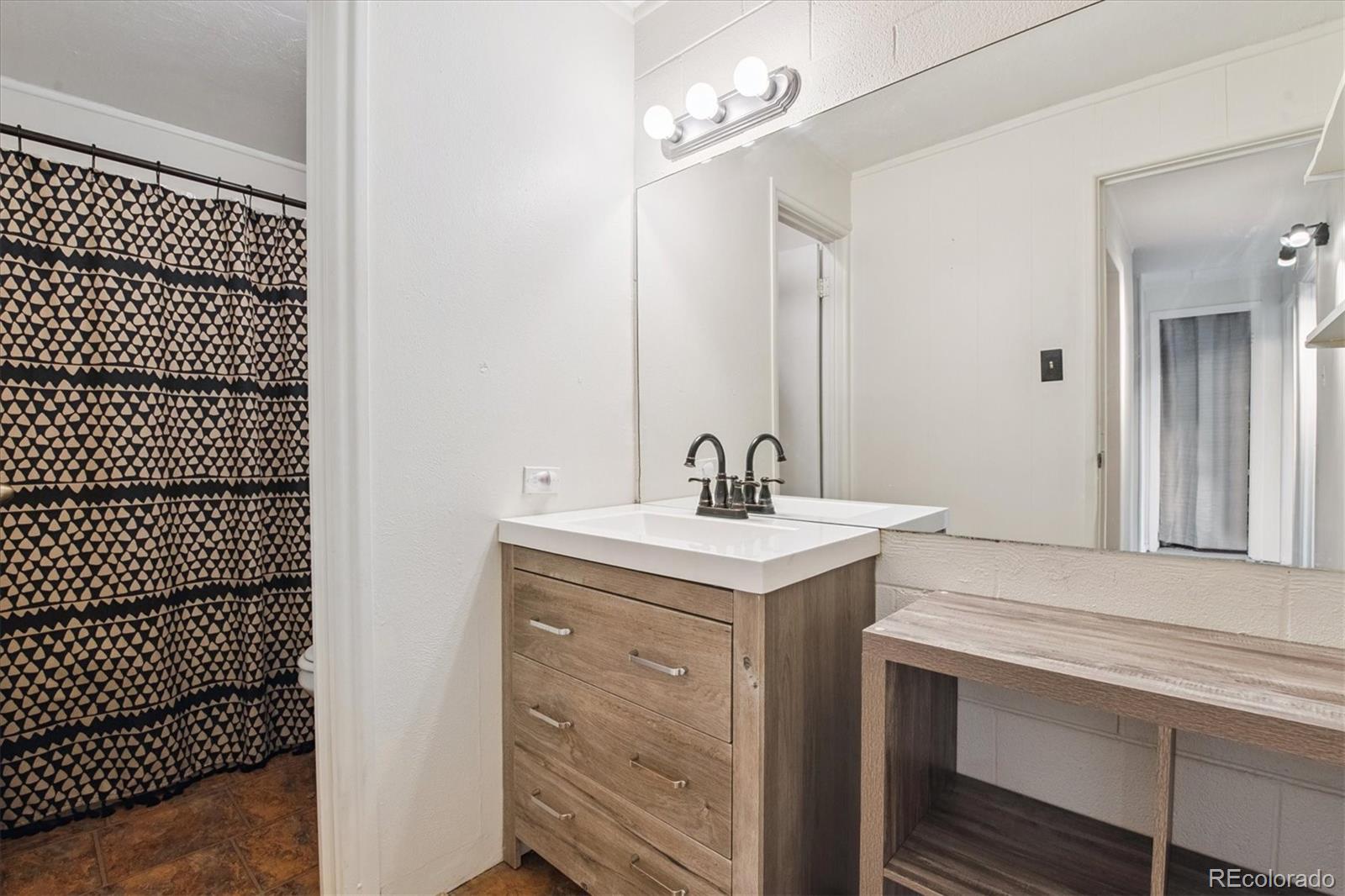 MLS Image #17 for 10165 w 25th avenue,lakewood, Colorado