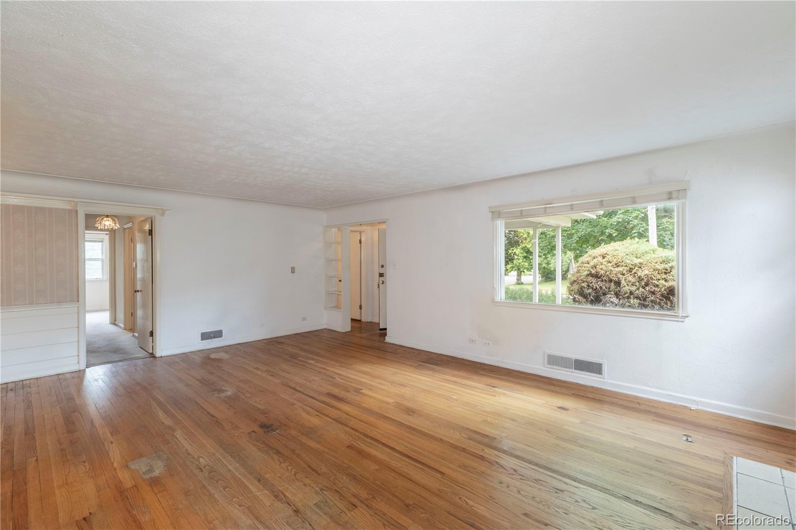 MLS Image #5 for 3201 s albion street,denver, Colorado