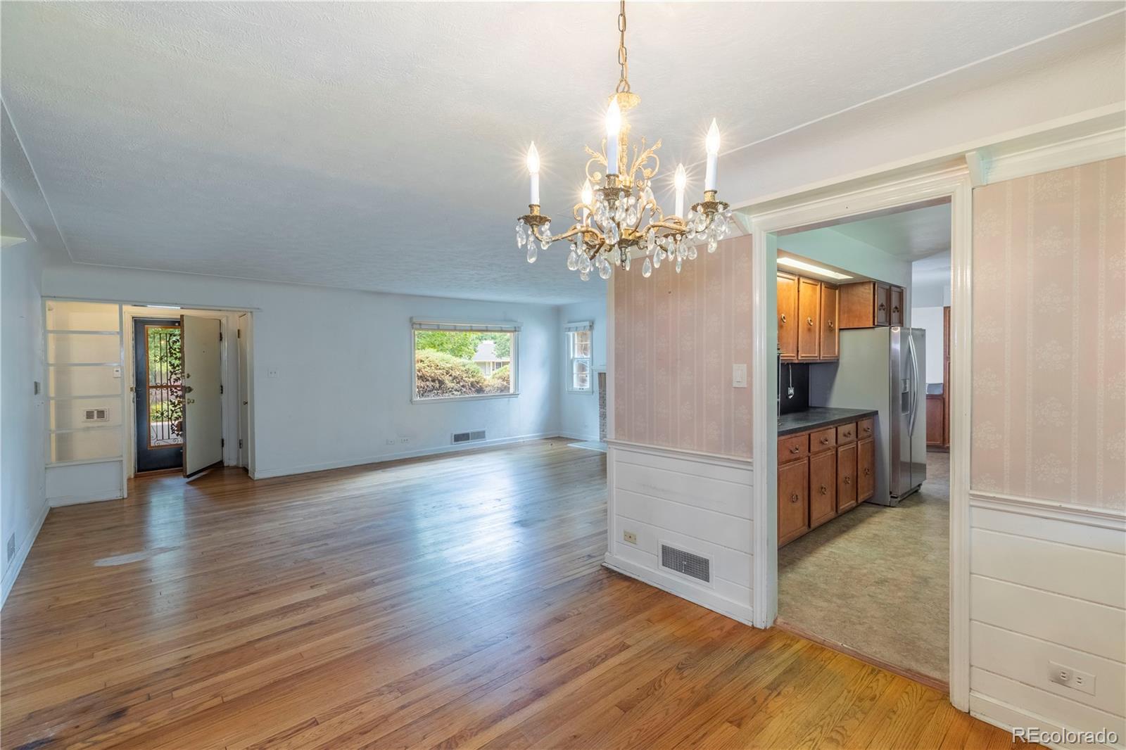 MLS Image #7 for 3201 s albion street,denver, Colorado