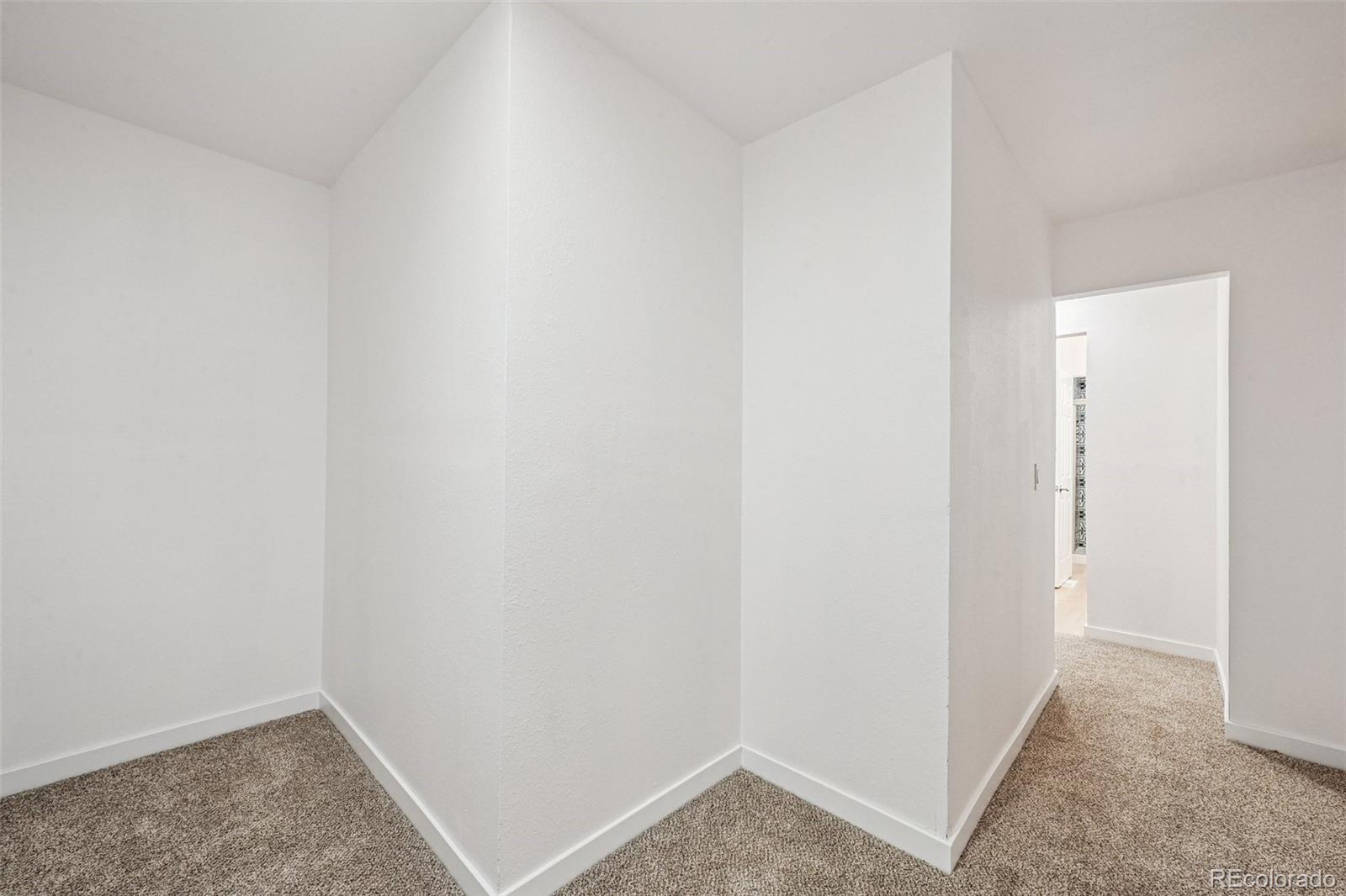 MLS Image #14 for 6435 s dayton street,englewood, Colorado