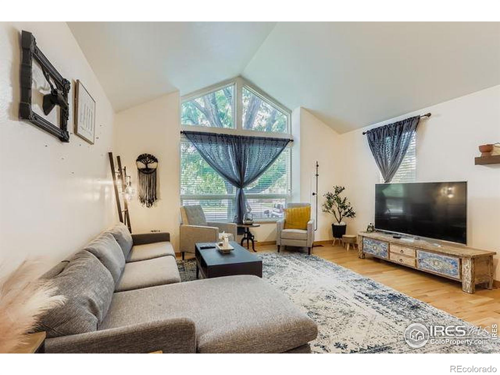 MLS Image #3 for 1761  sunlight drive,longmont, Colorado