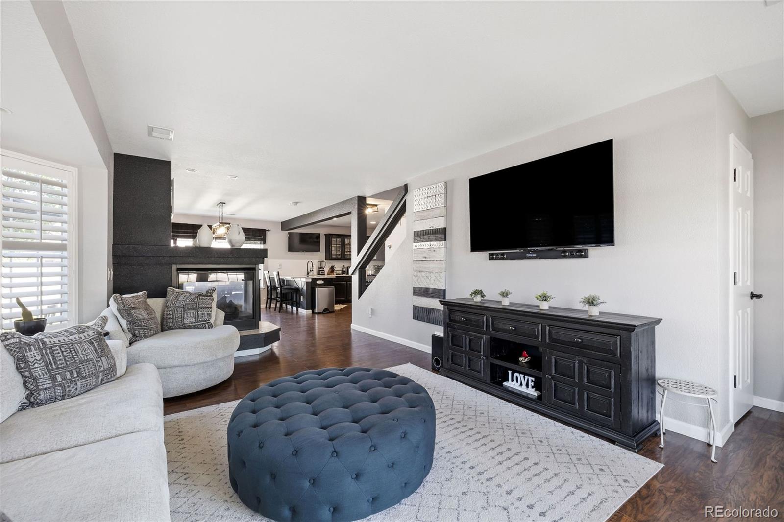 MLS Image #5 for 19109 e 50th drive,denver, Colorado