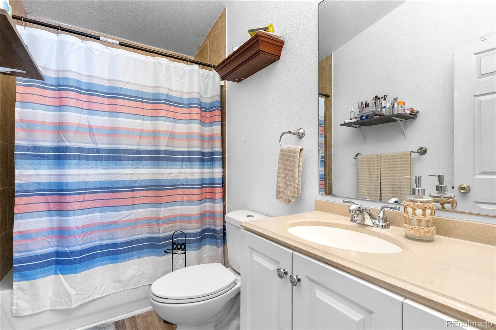 MLS Image #4 for 4501 w alaska place,denver, Colorado