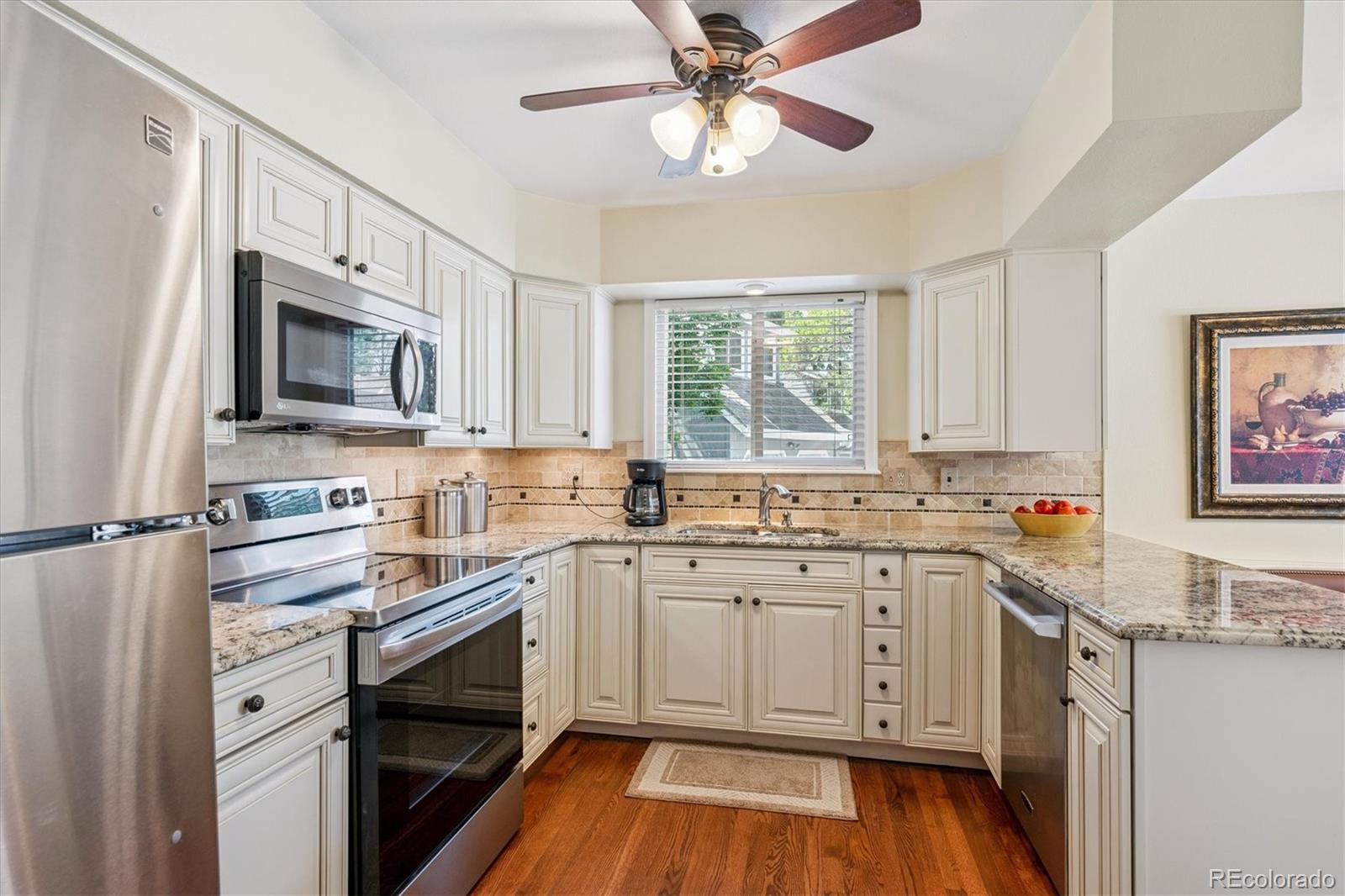 MLS Image #3 for 8064 s vermejo peak ,littleton, Colorado