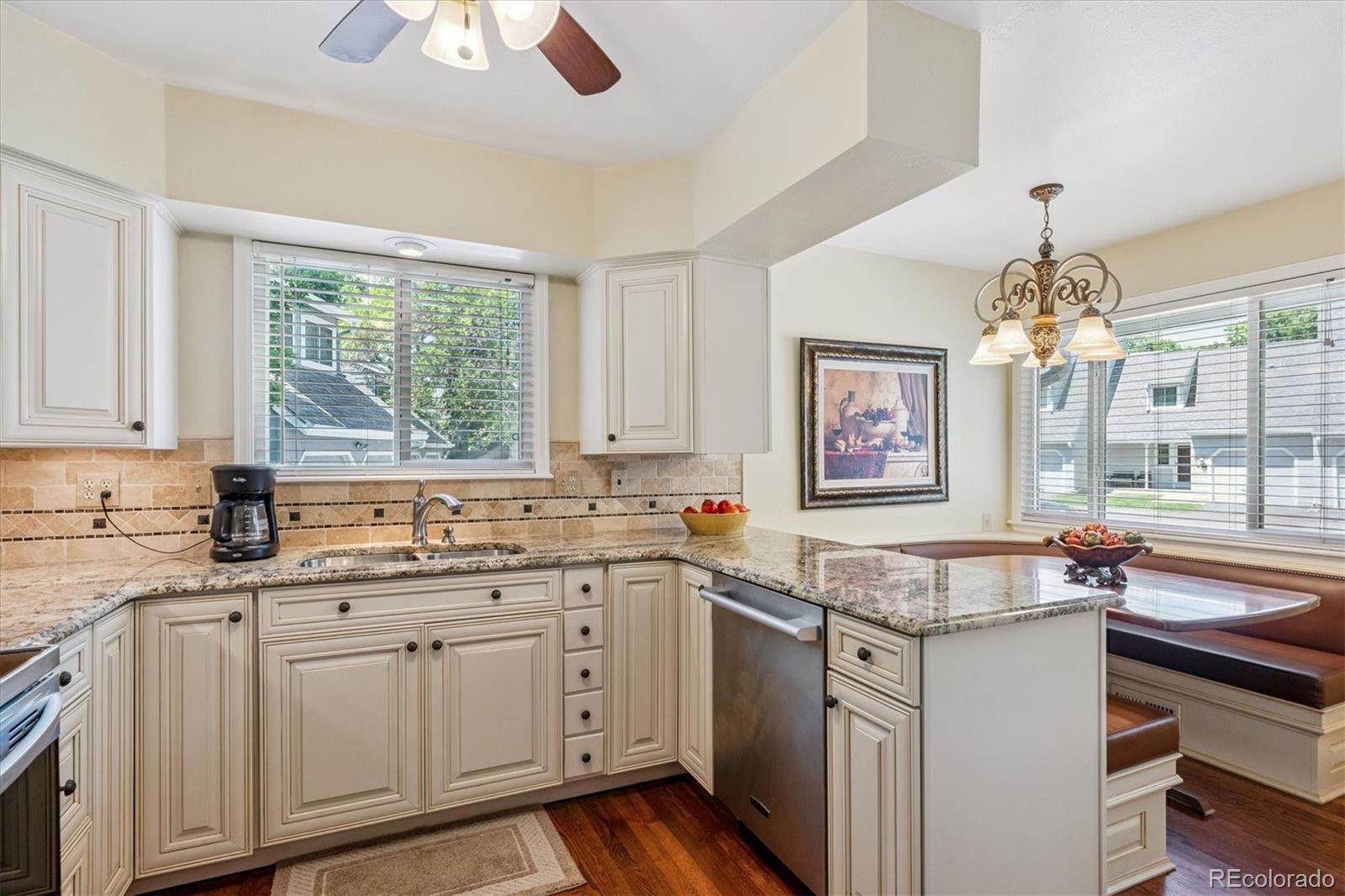 MLS Image #4 for 8064 s vermejo peak ,littleton, Colorado
