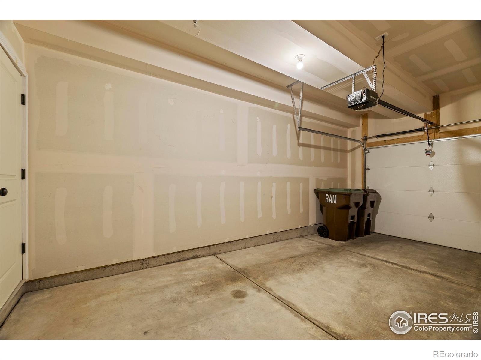 MLS Image #21 for 2102  setting sun drive,windsor, Colorado