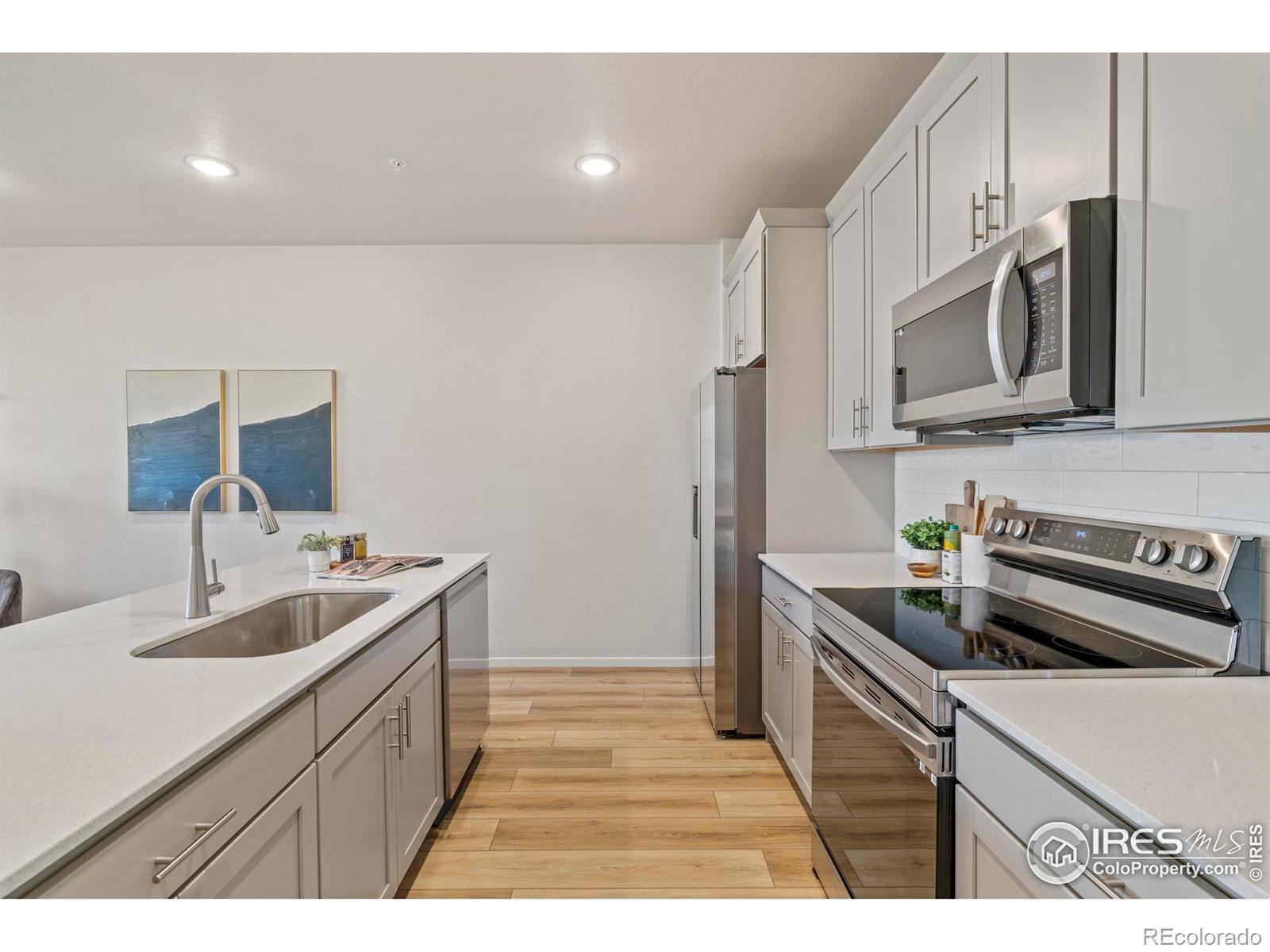 MLS Image #8 for 2102  setting sun drive,windsor, Colorado