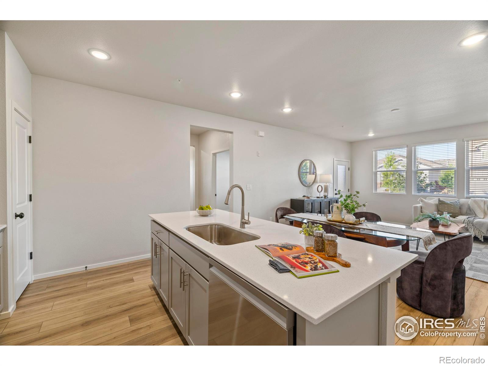 MLS Image #9 for 2102  setting sun drive,windsor, Colorado