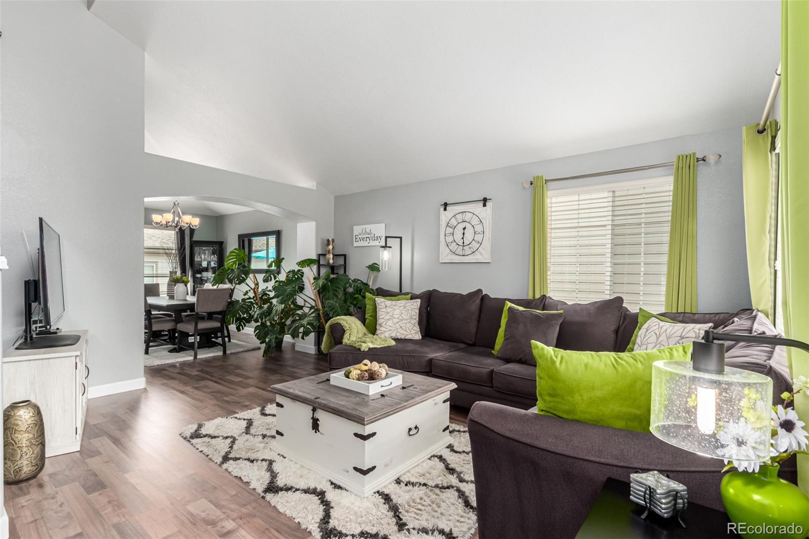MLS Image #5 for 10545  madison street,thornton, Colorado