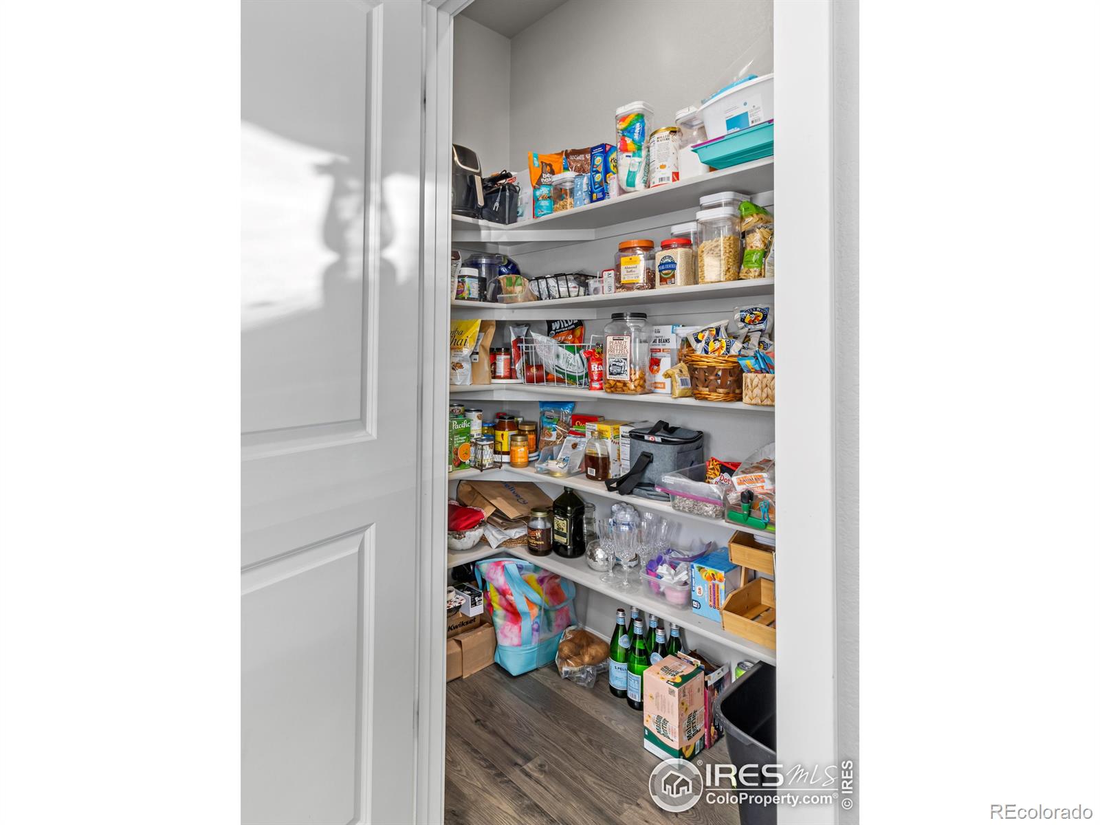 MLS Image #13 for 1555  sun river road,berthoud, Colorado
