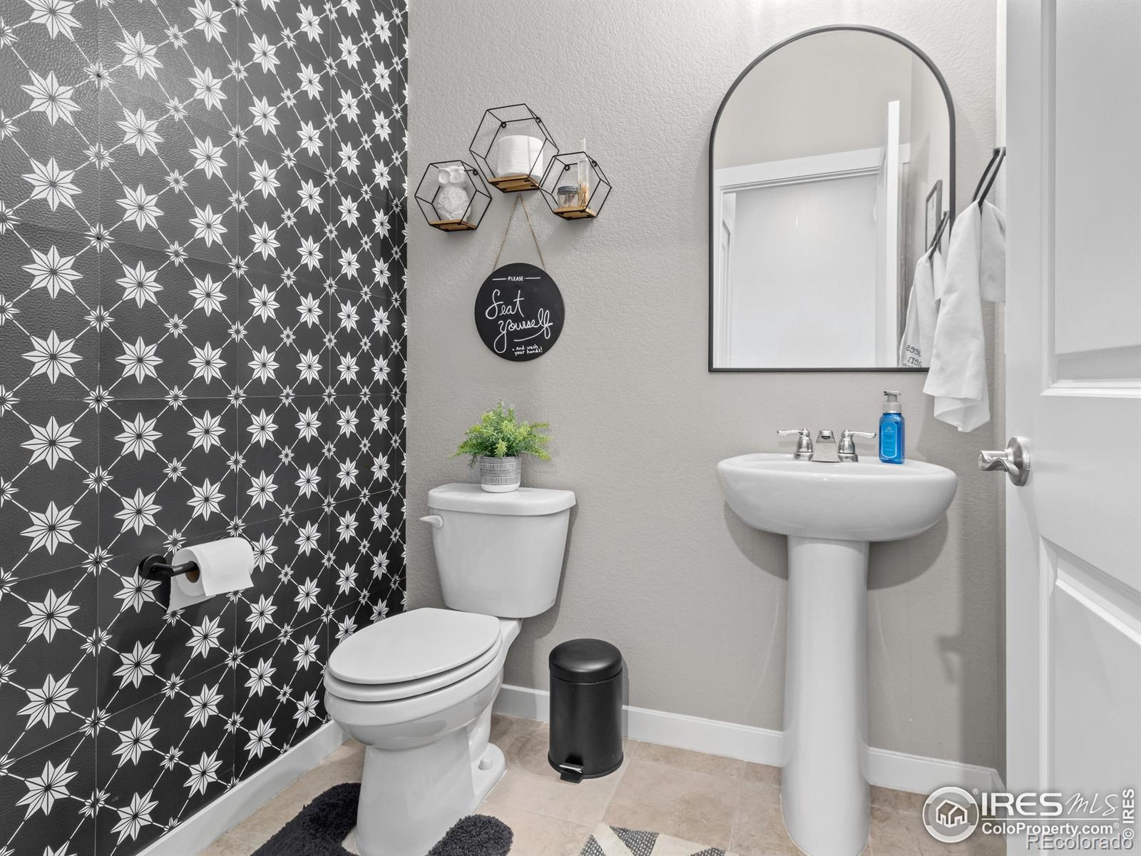 MLS Image #6 for 1555  sun river road,berthoud, Colorado