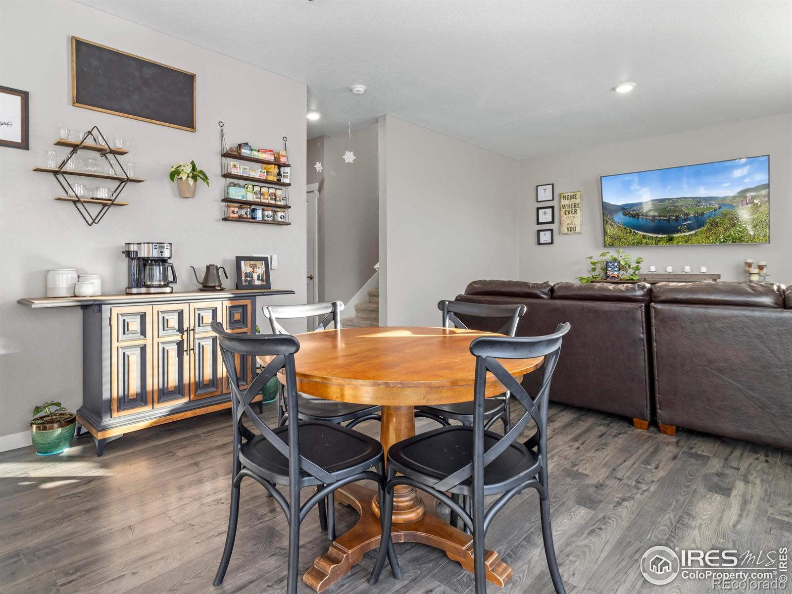 MLS Image #8 for 1555  sun river road,berthoud, Colorado