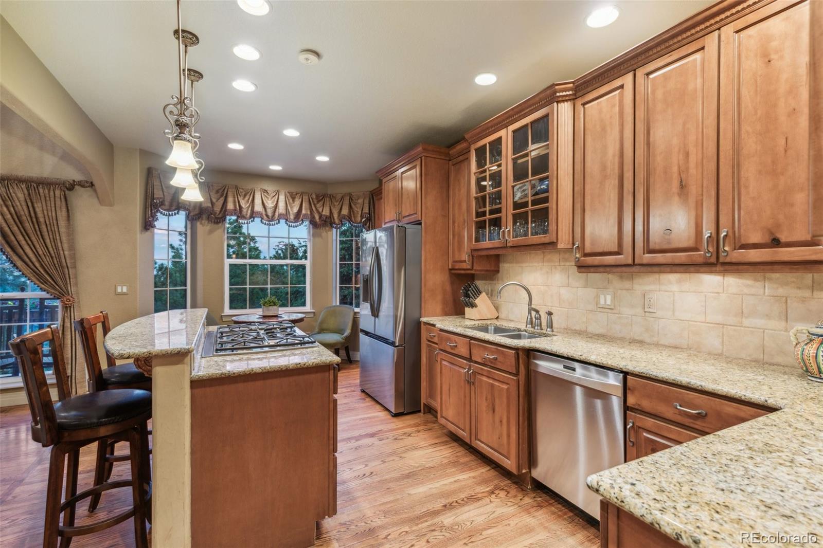MLS Image #15 for 856  mont blanc view,colorado springs, Colorado