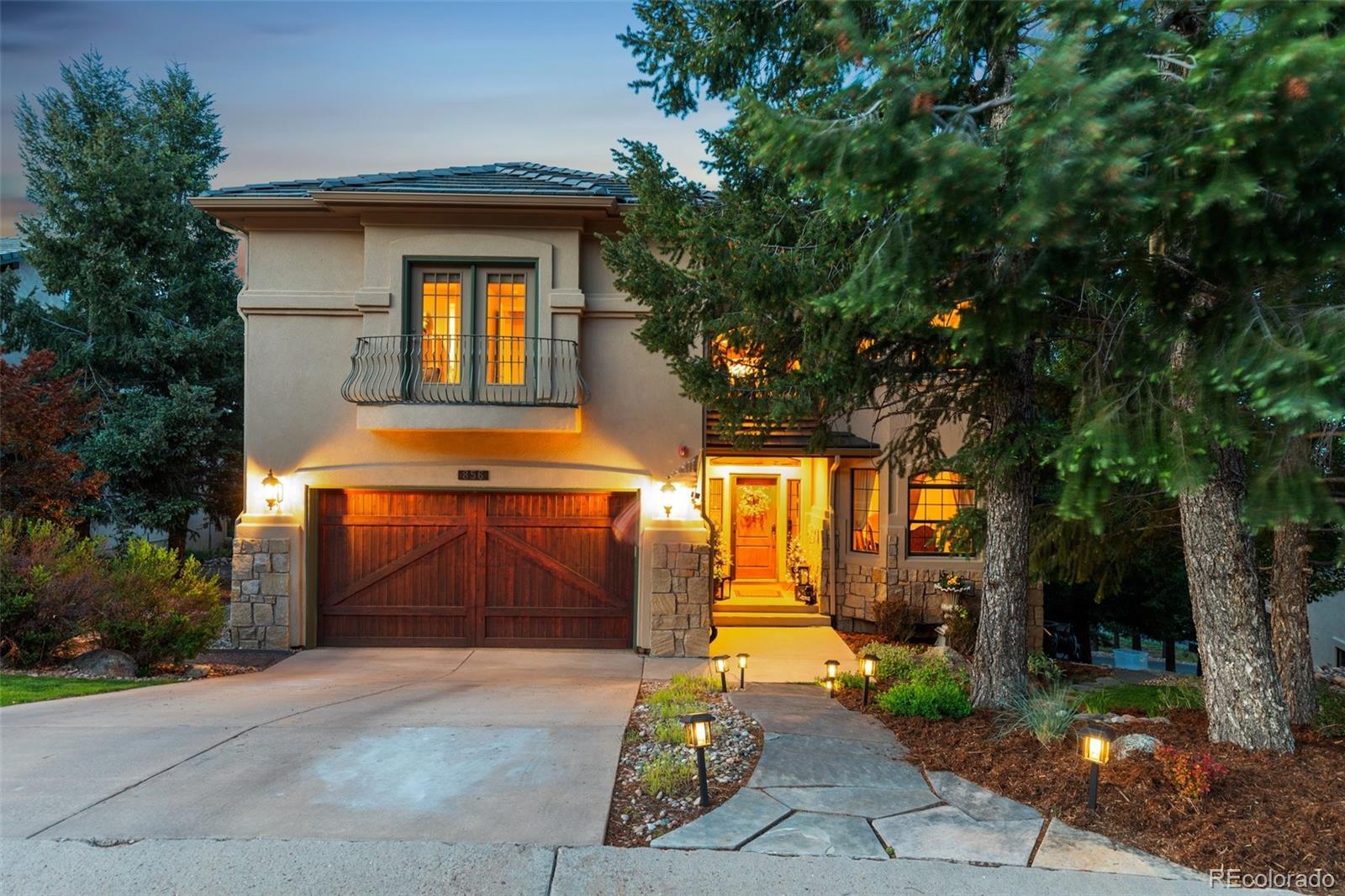 MLS Image #3 for 856  mont blanc view,colorado springs, Colorado