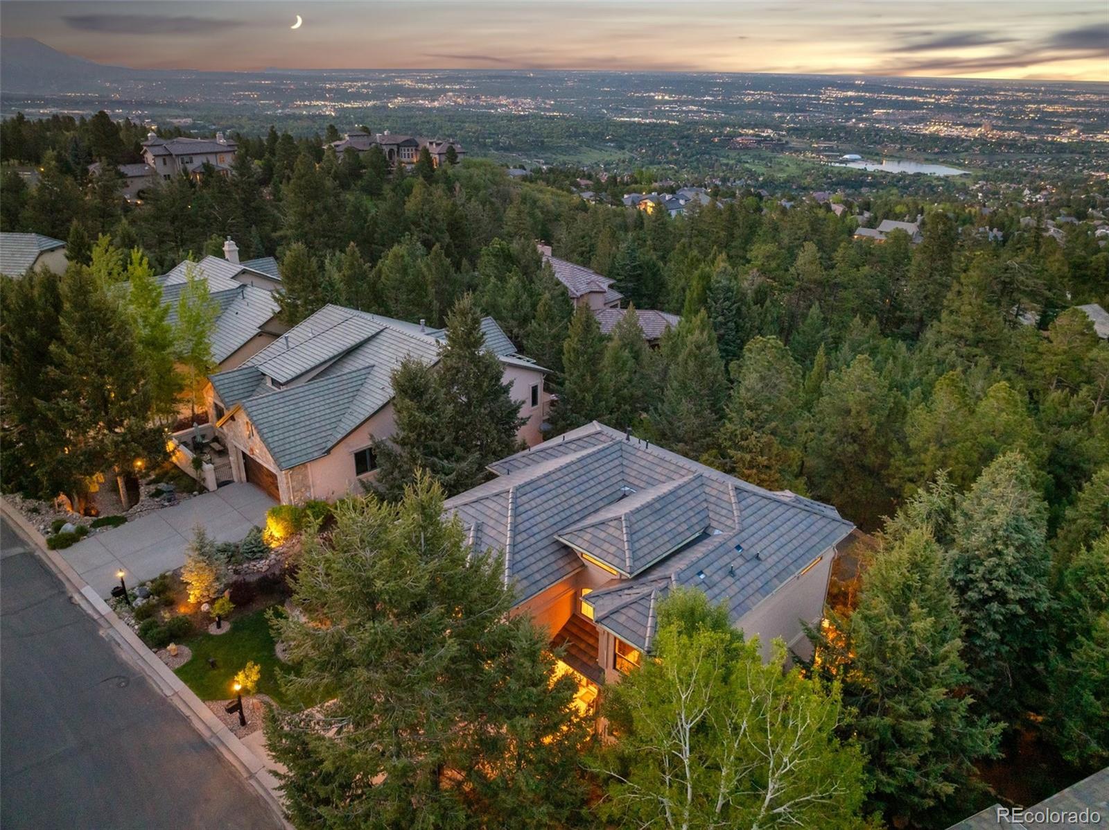 MLS Image #5 for 856  mont blanc view,colorado springs, Colorado