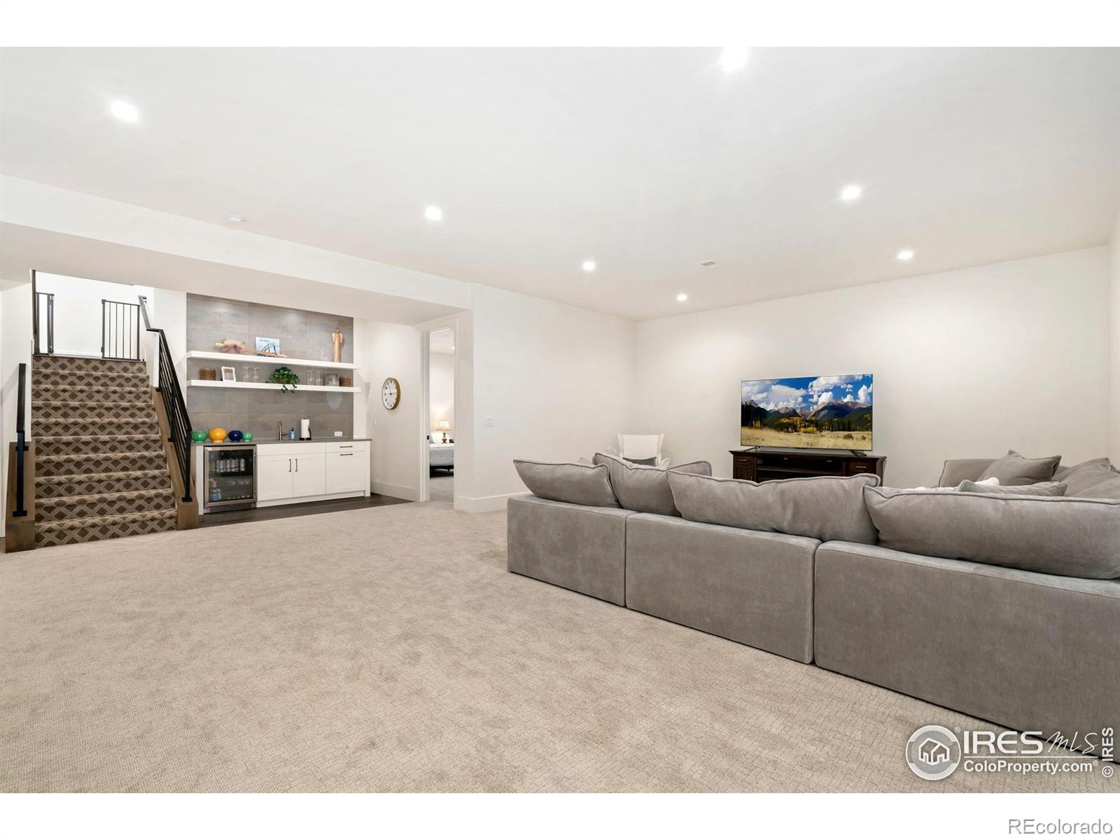 MLS Image #17 for 6378  foundry court,timnath, Colorado