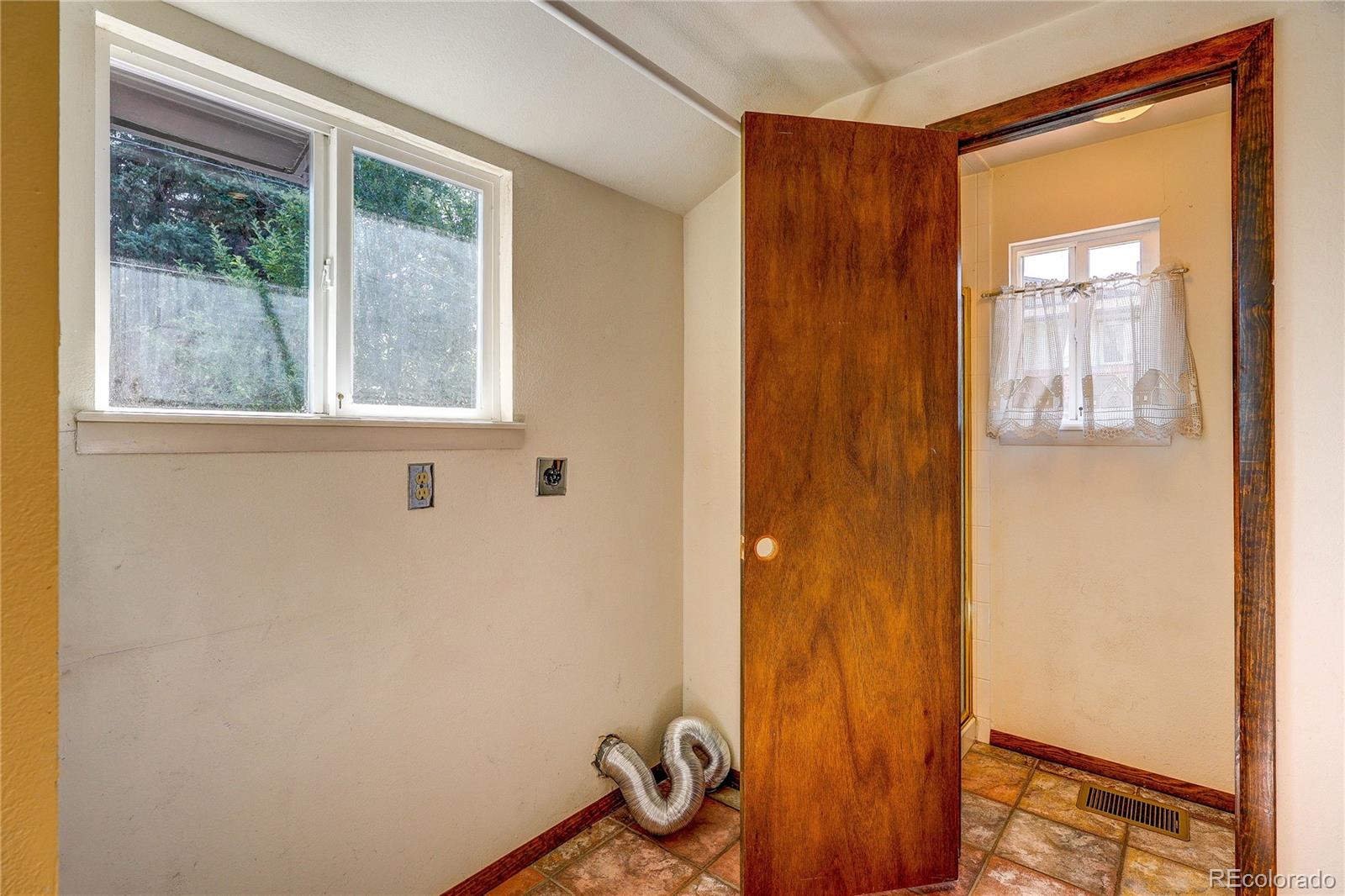 MLS Image #17 for 7084 s kendall court,littleton, Colorado