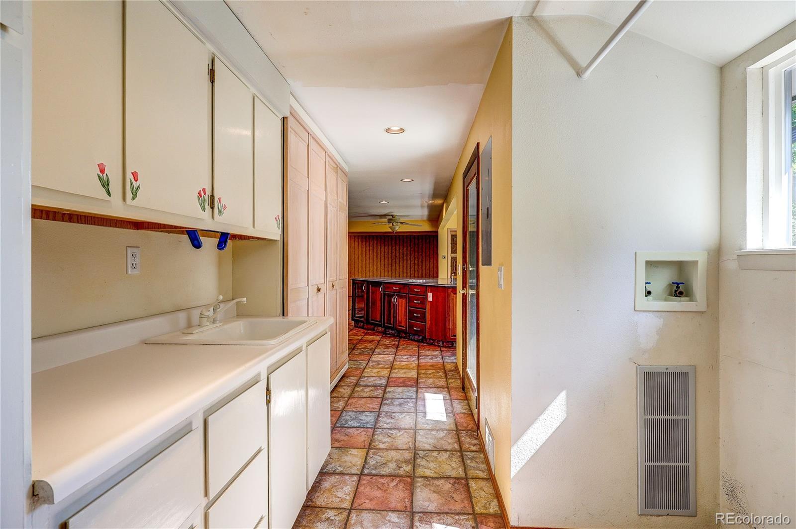 MLS Image #18 for 7084 s kendall court,littleton, Colorado