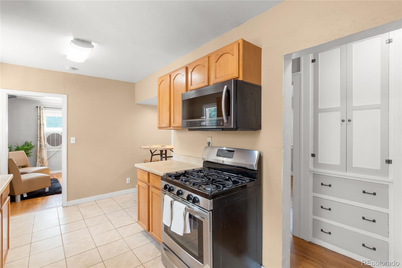 MLS Image #16 for 2106  court street,pueblo, Colorado