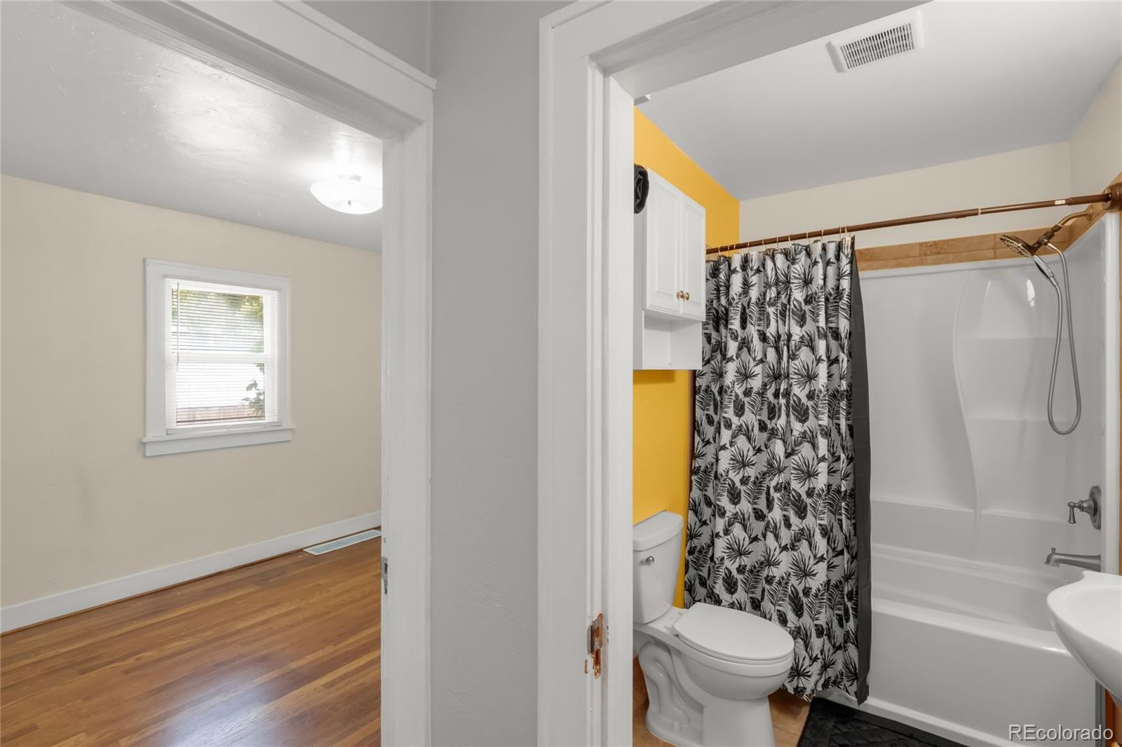 MLS Image #17 for 2106  court street,pueblo, Colorado