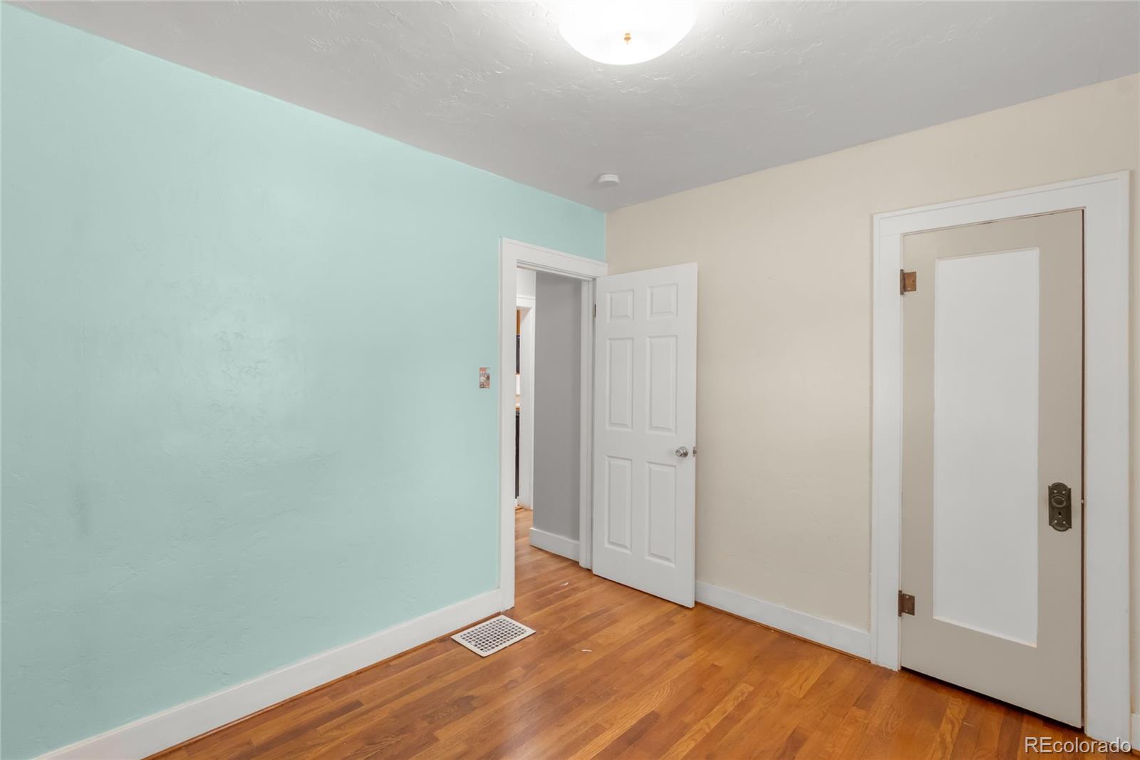 MLS Image #22 for 2106  court street,pueblo, Colorado
