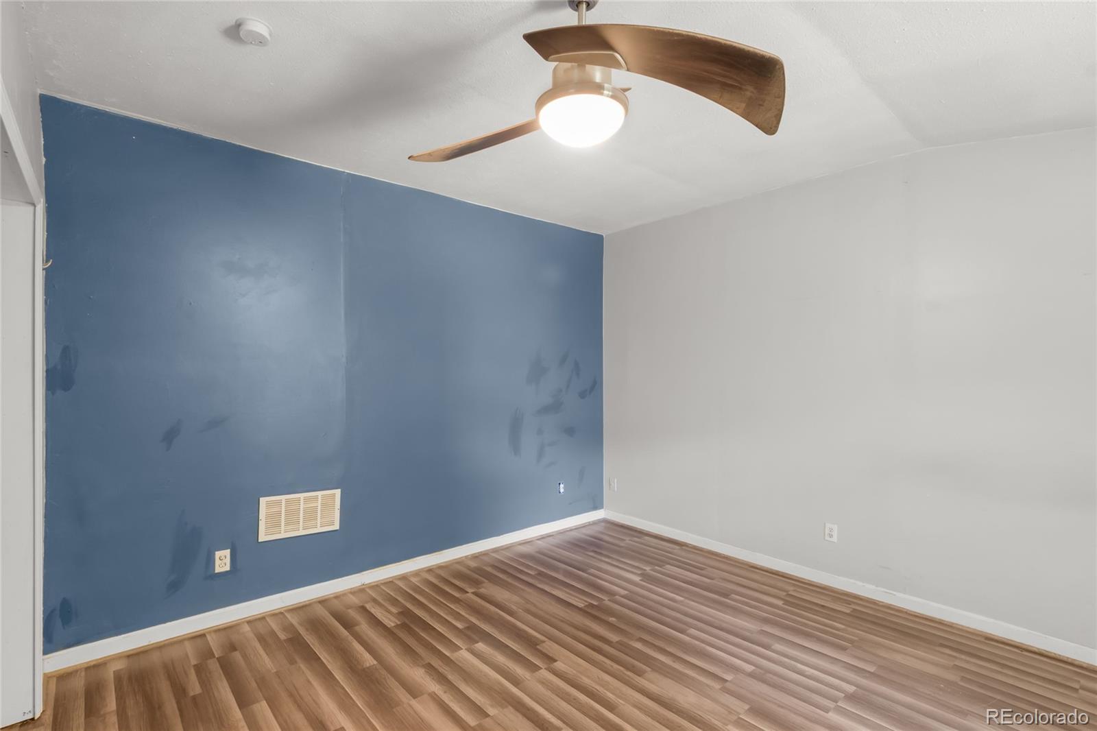 MLS Image #33 for 2106  court street,pueblo, Colorado