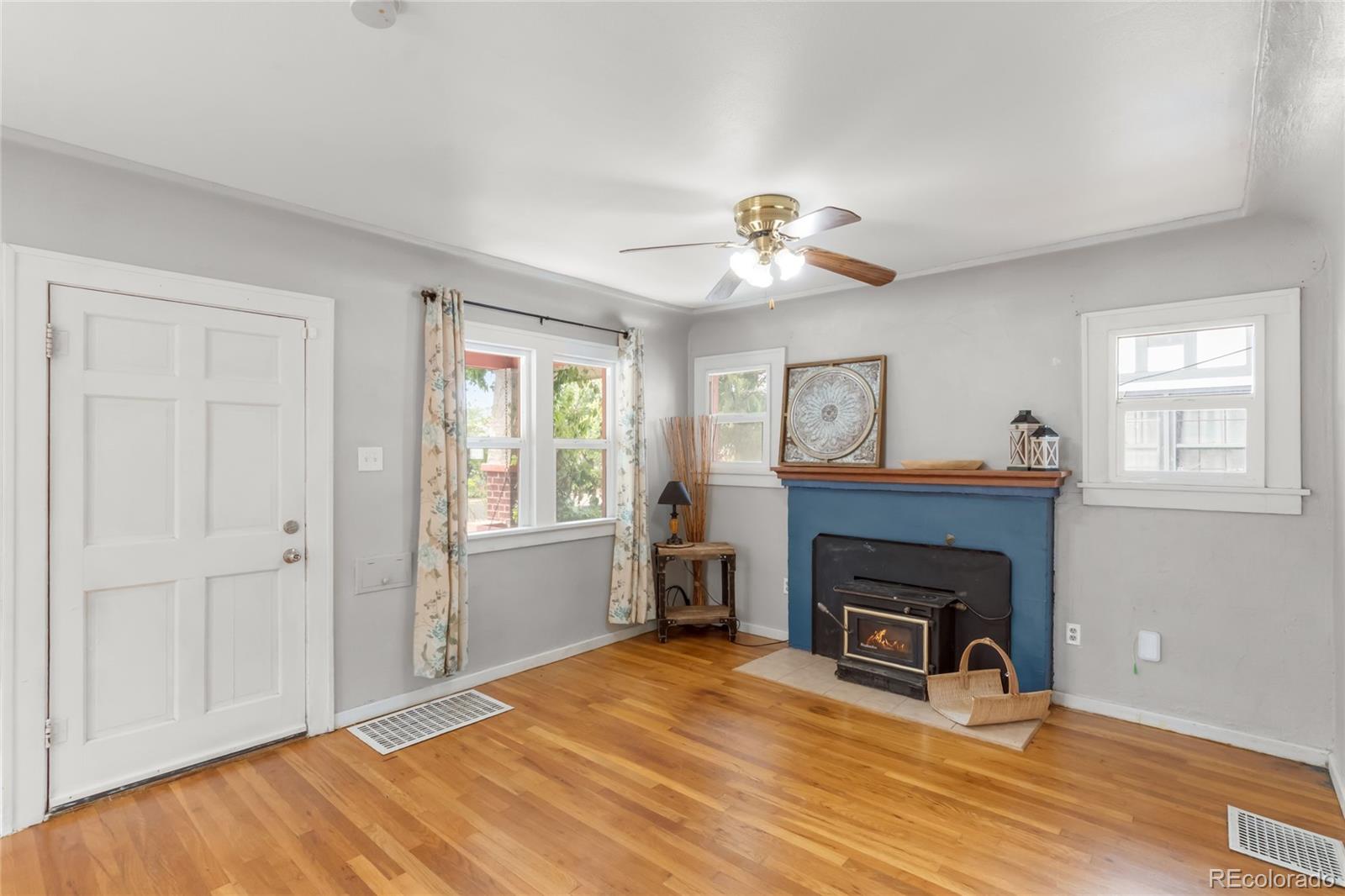 MLS Image #4 for 2106  court street,pueblo, Colorado
